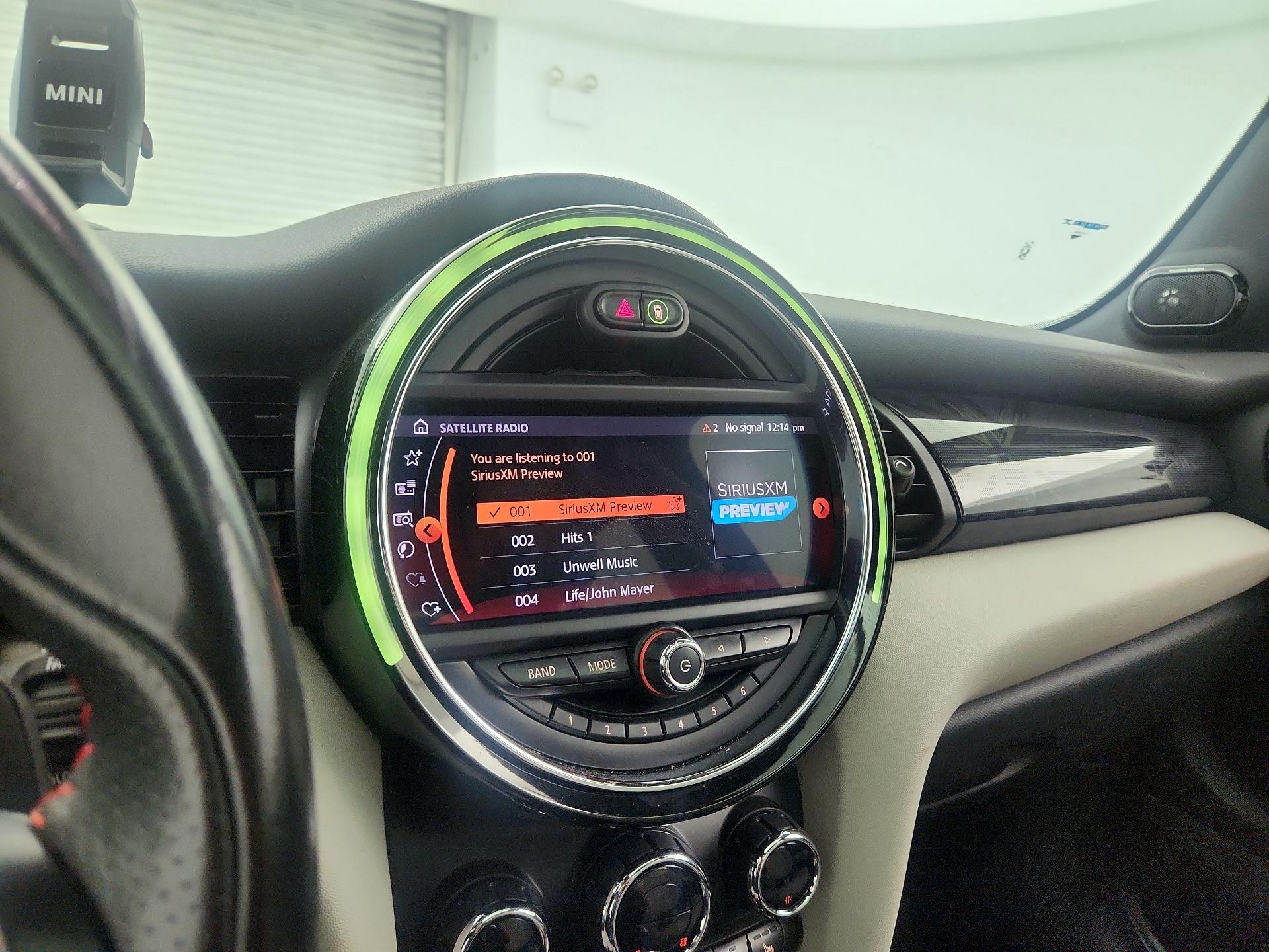 Thumbnail: 2020 MINI Cooper Hardtop - 16