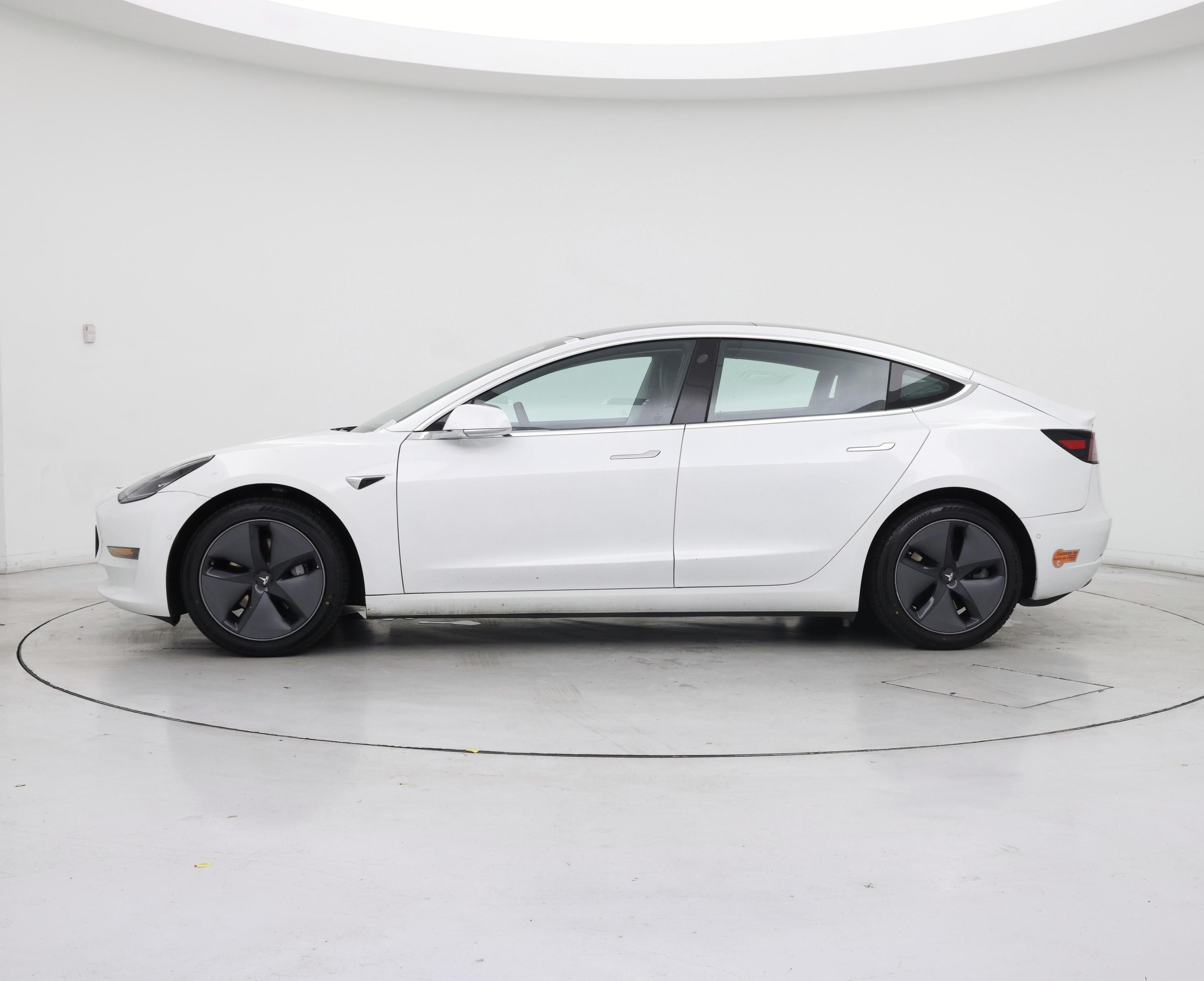 Thumbnail: 2020 Tesla Model 3 - 3