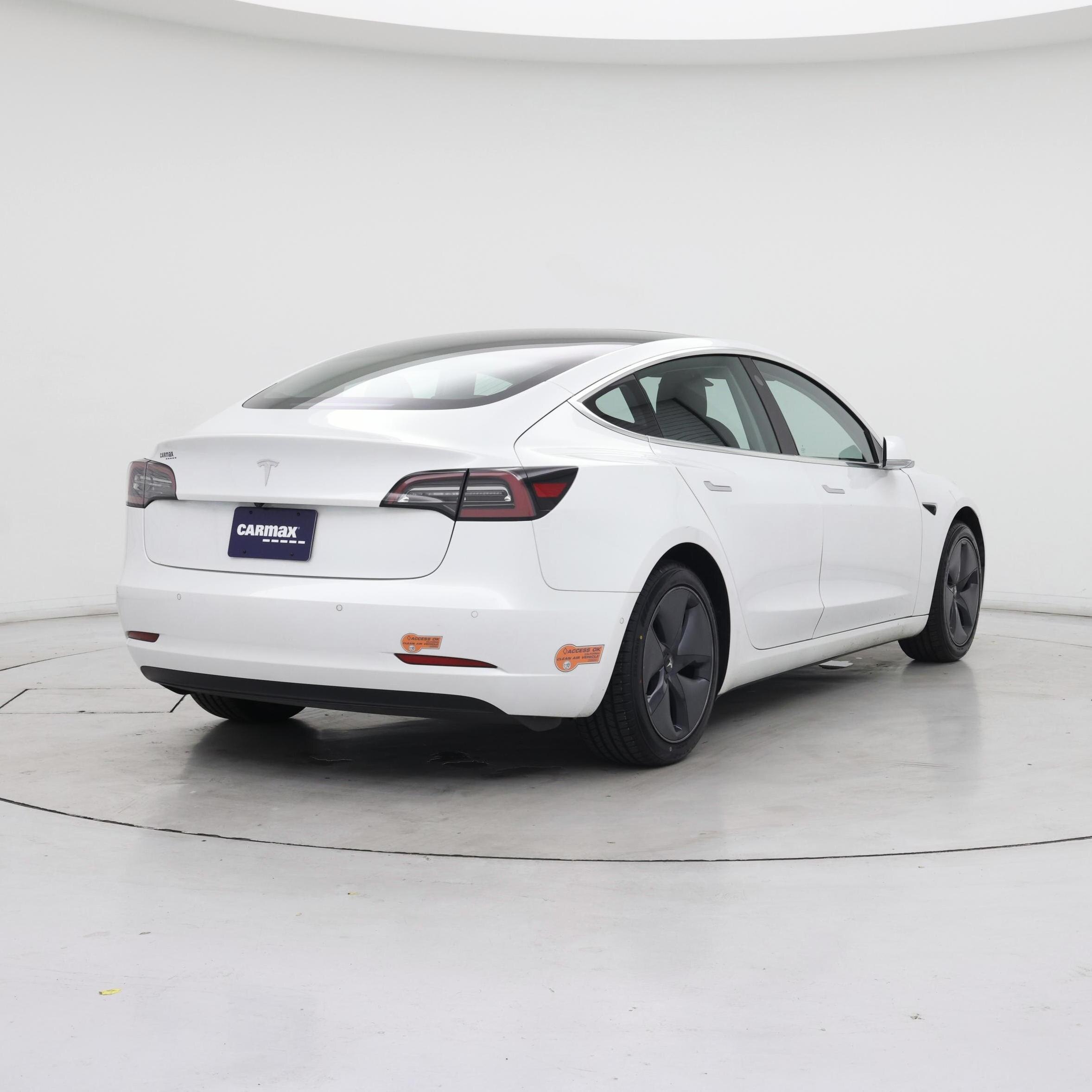 Thumbnail: 2020 Tesla Model 3 - 8
