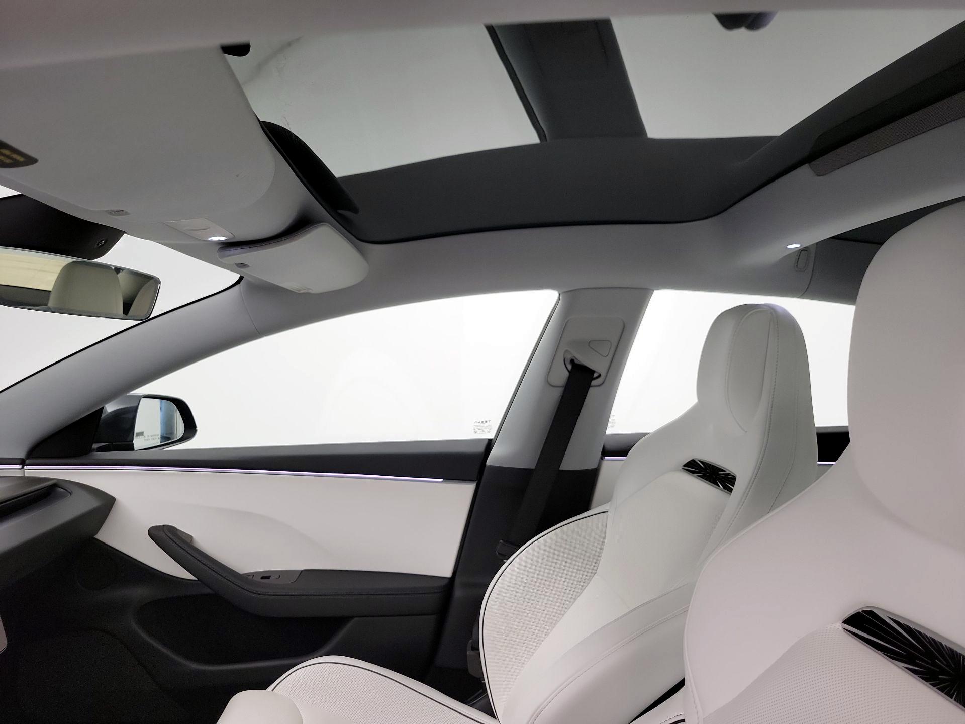 Thumbnail: 2025 Tesla Model 3 - 19