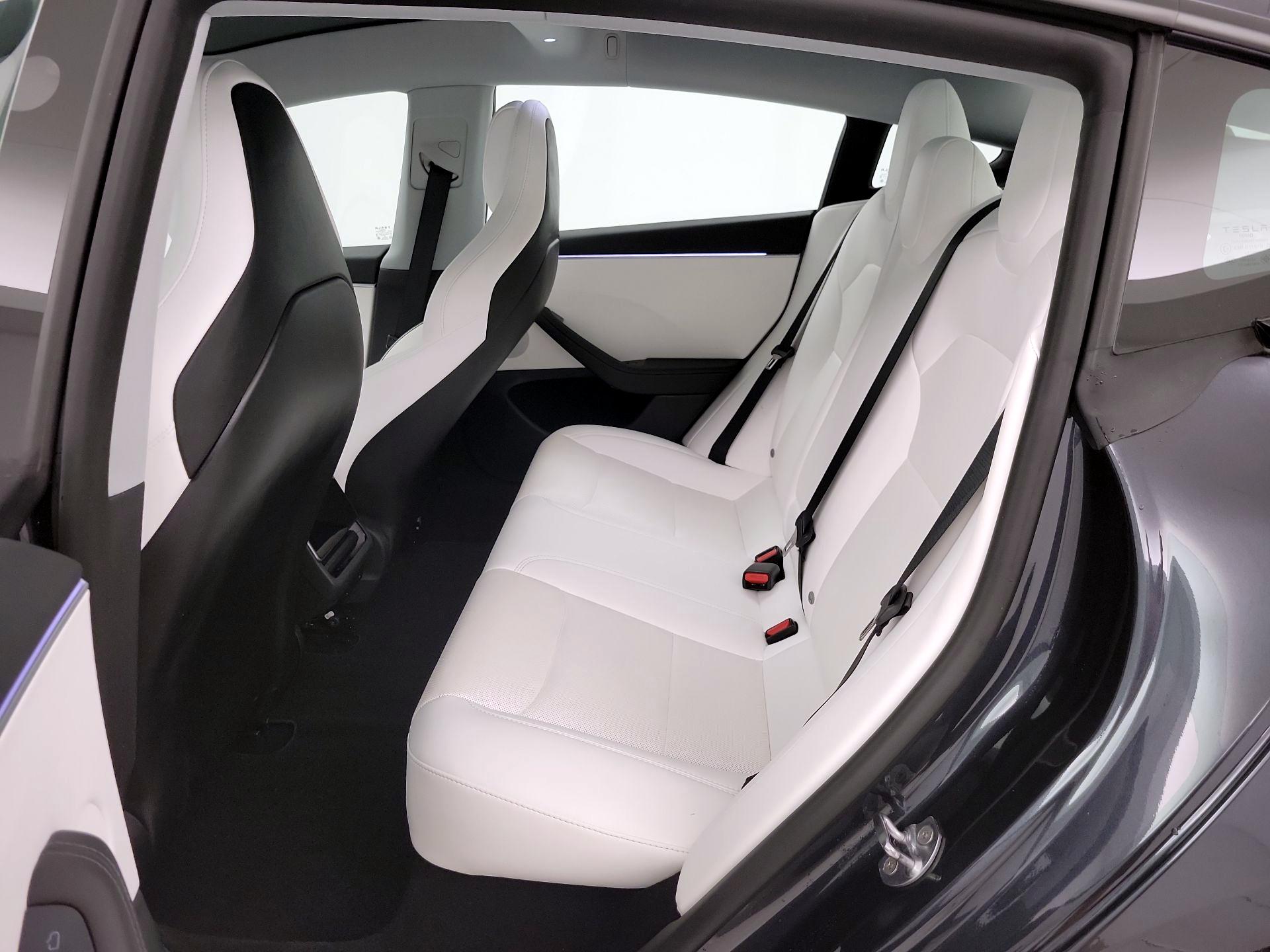 Thumbnail: 2025 Tesla Model 3 - 20