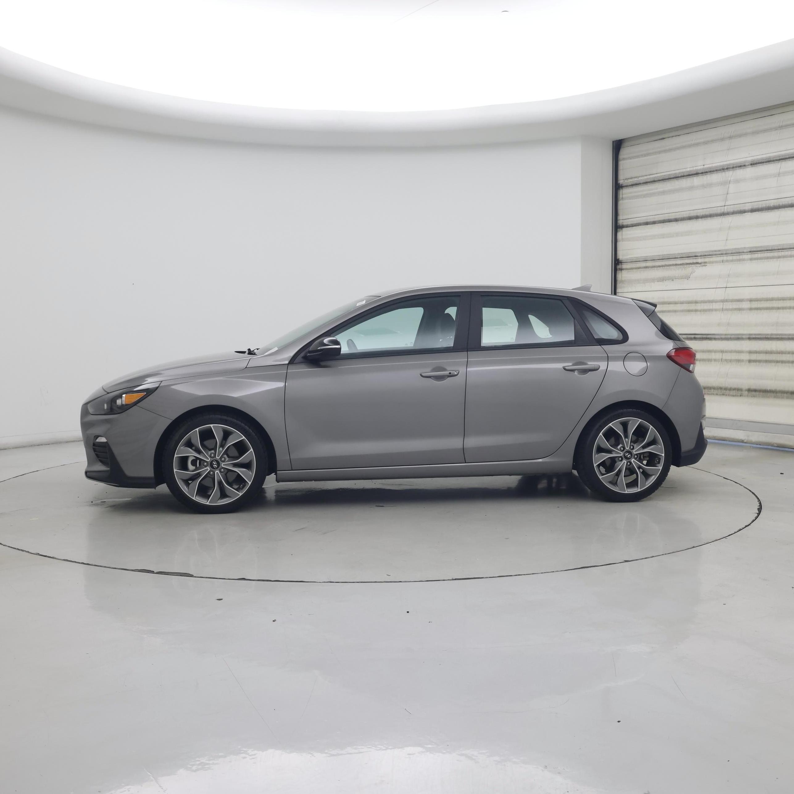Thumbnail: 2020 Hyundai Elantra - 3