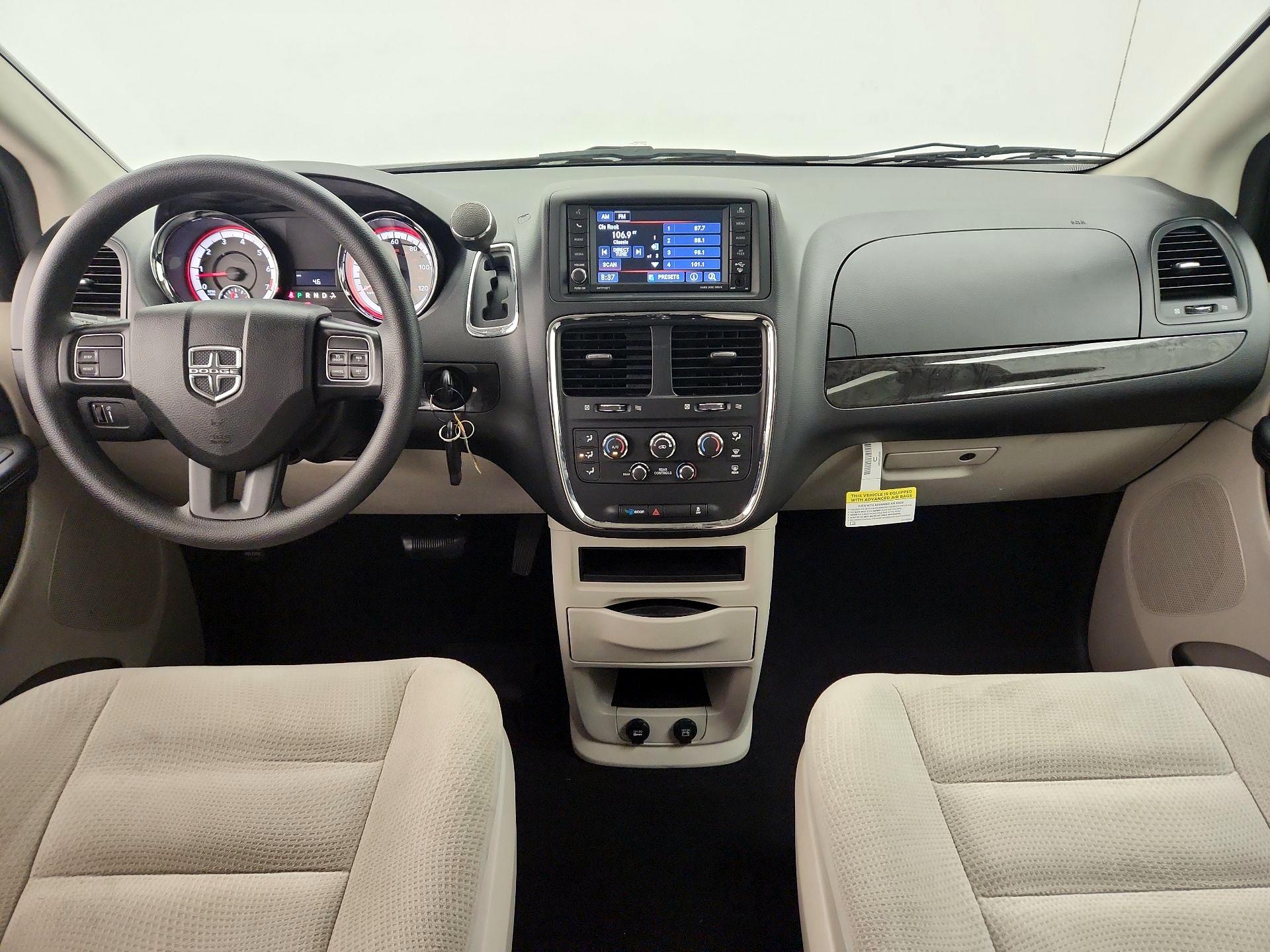 Thumbnail: 2019 Dodge Grand Caravan - 9