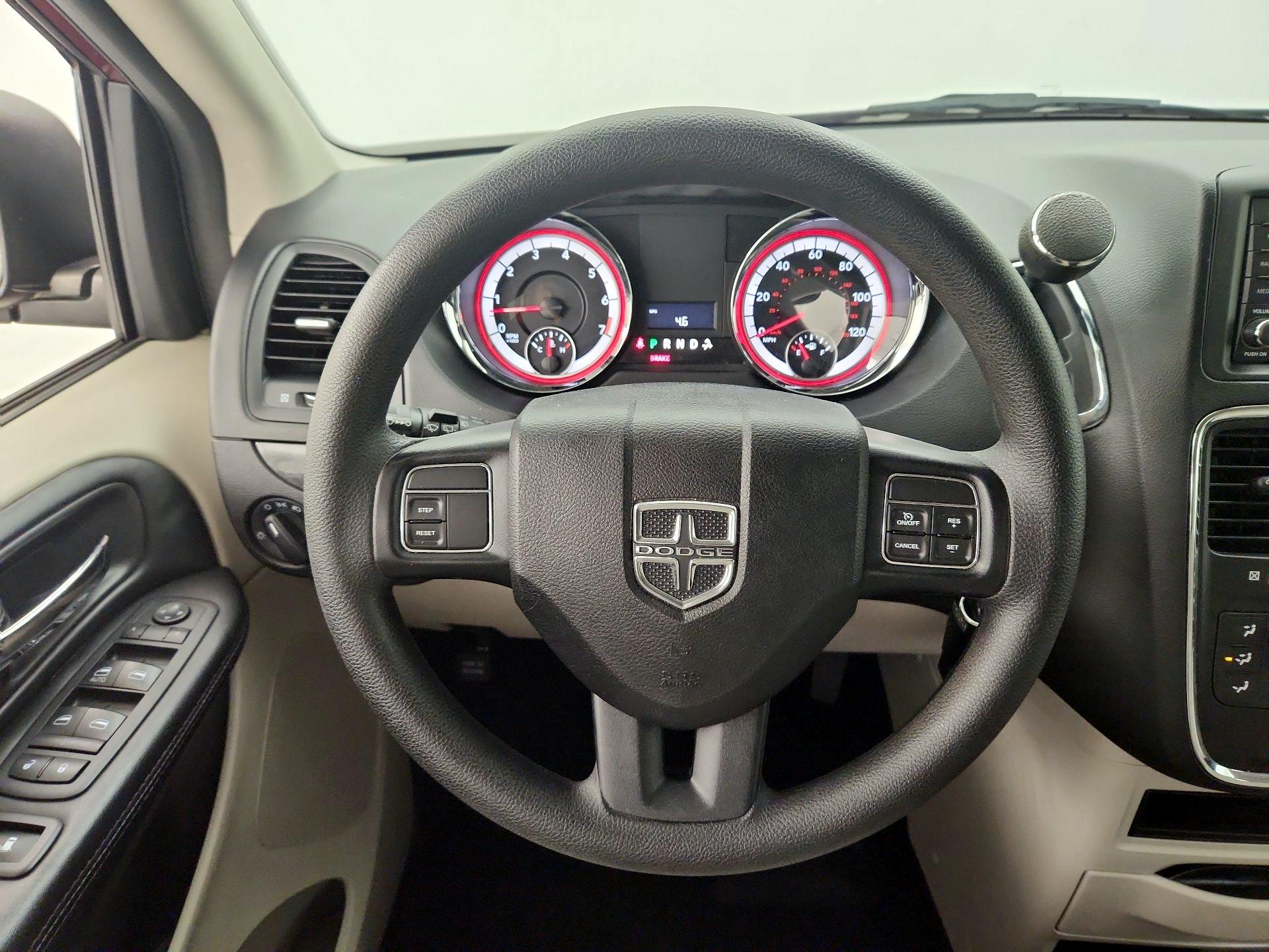 Thumbnail: 2019 Dodge Grand Caravan - 10