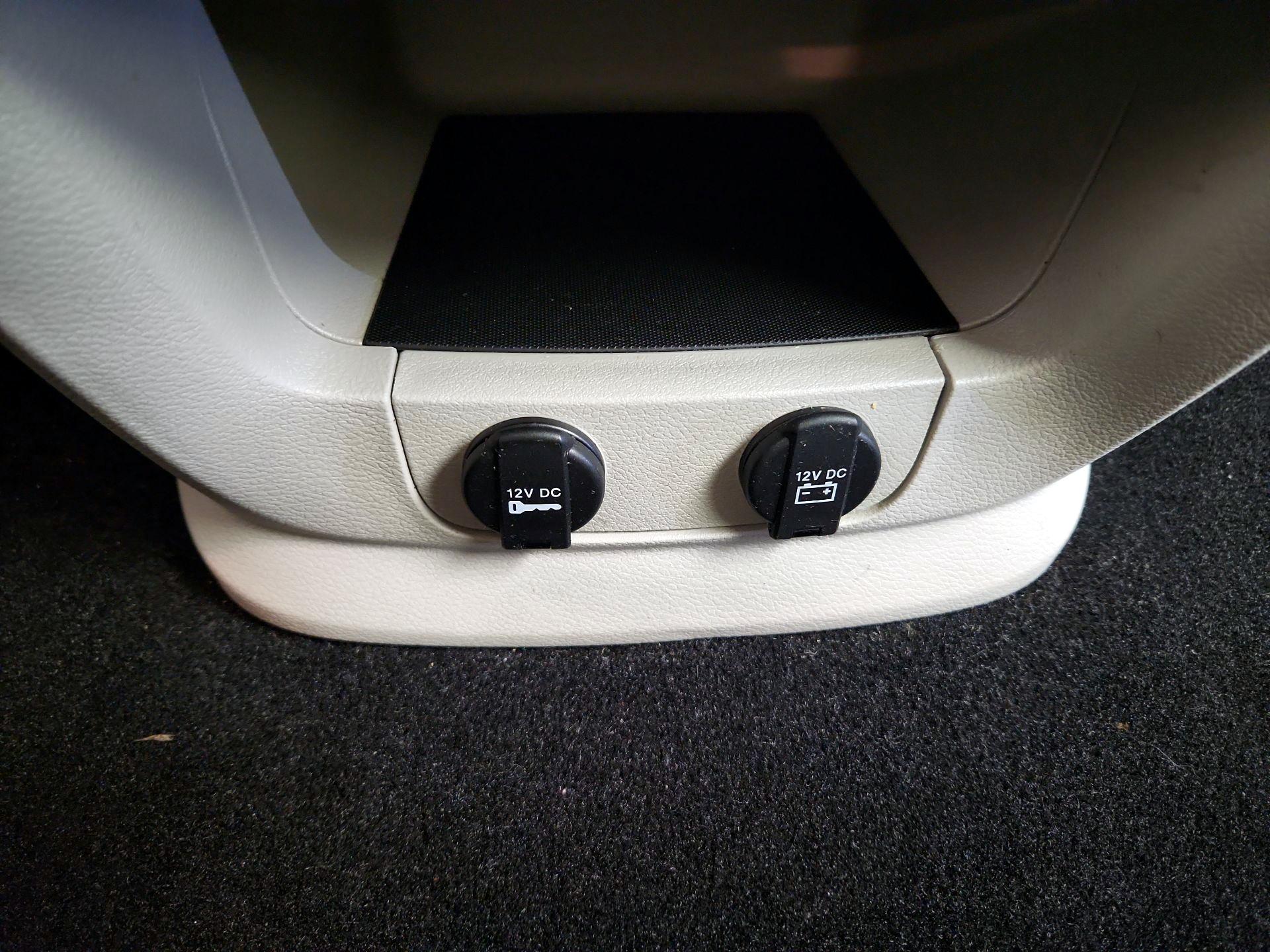 Thumbnail: 2019 Dodge Grand Caravan - 18