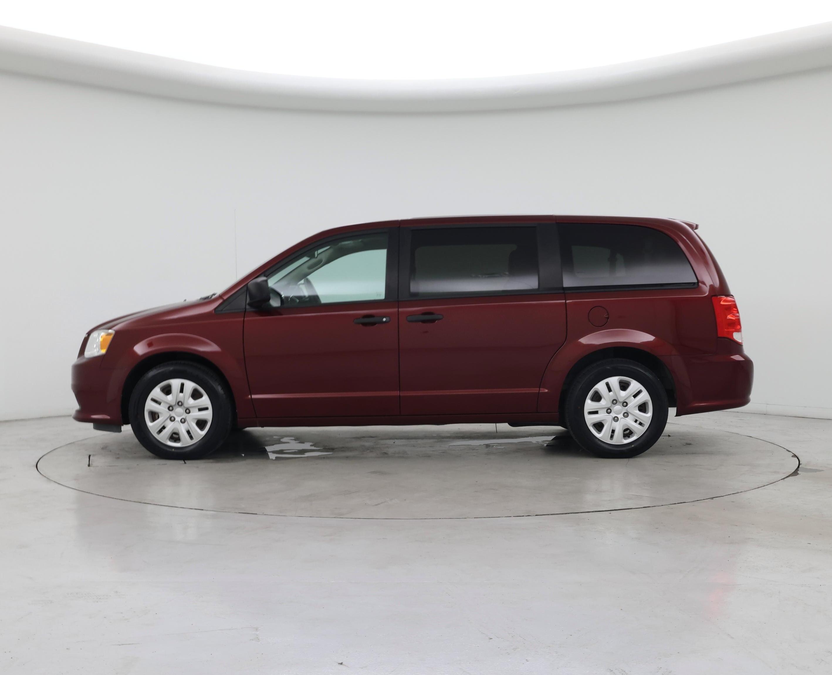 Thumbnail: 2019 Dodge Grand Caravan - 3