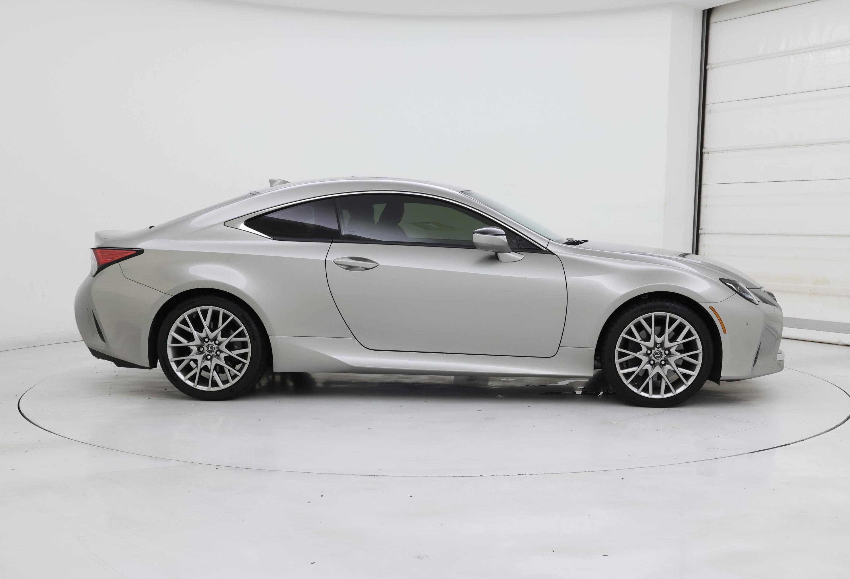Thumbnail: 2020 Lexus RC - 7