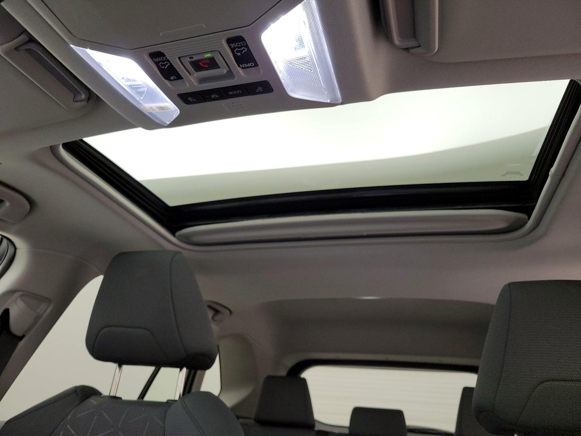 Thumbnail: 2025 Toyota RAV4 - 19
