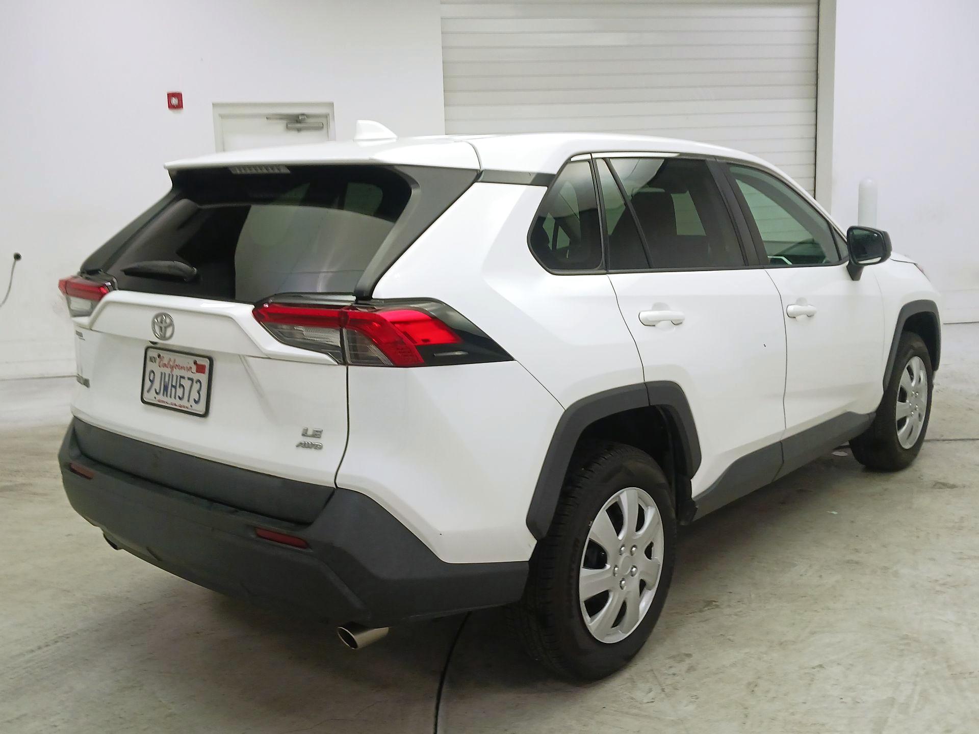 Thumbnail: 2022 Toyota RAV4 - 5