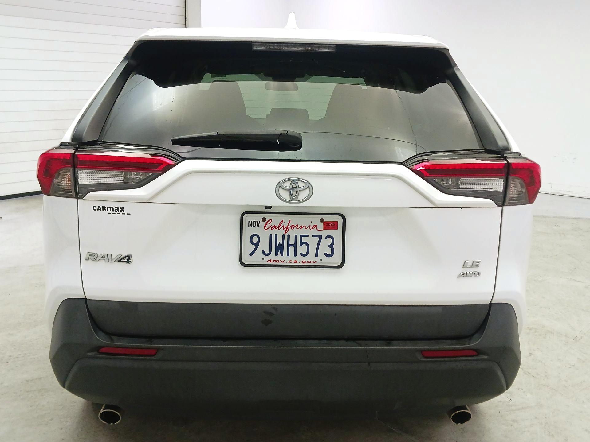 Thumbnail: 2022 Toyota RAV4 - 6
