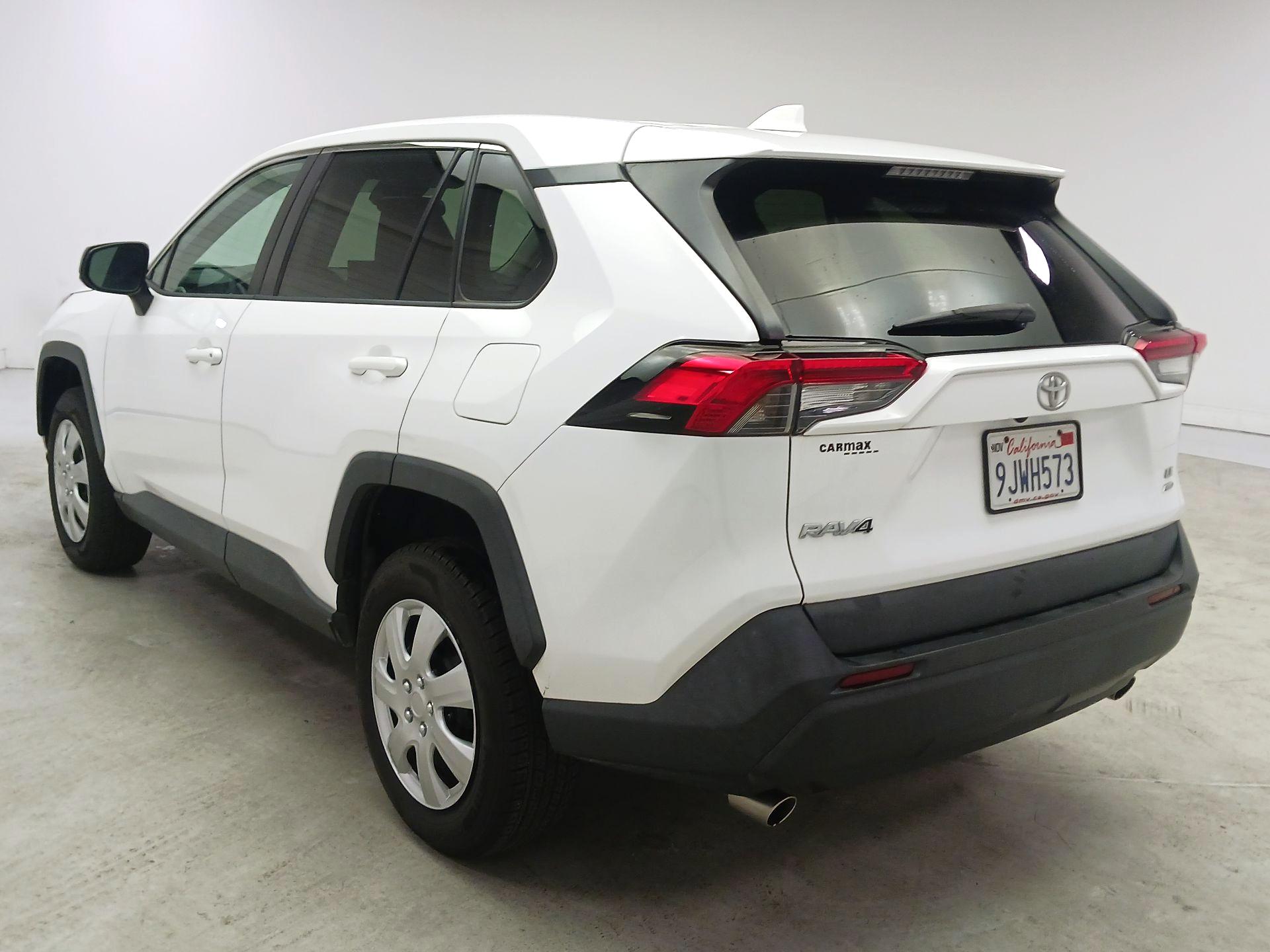 Thumbnail: 2022 Toyota RAV4 - 7