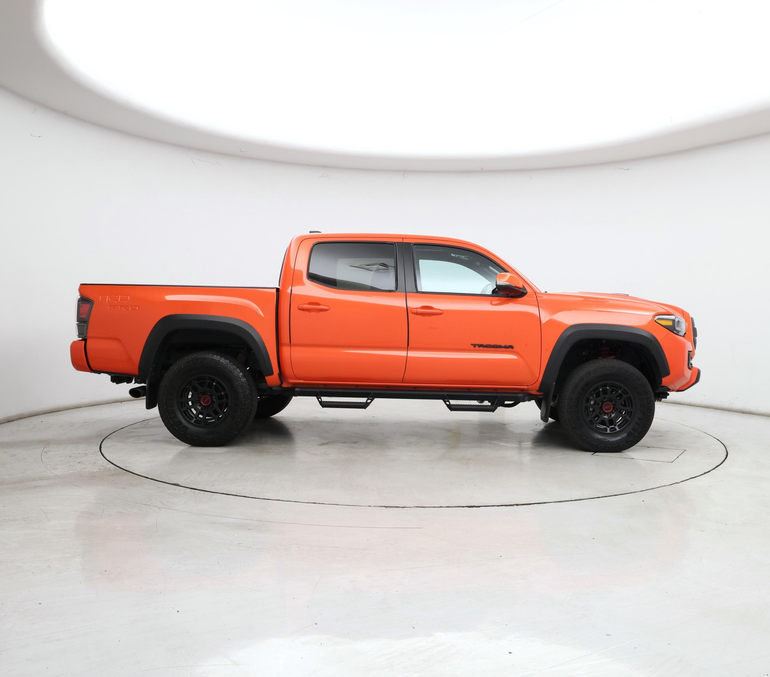 Thumbnail: 2023 Toyota Tacoma - 7