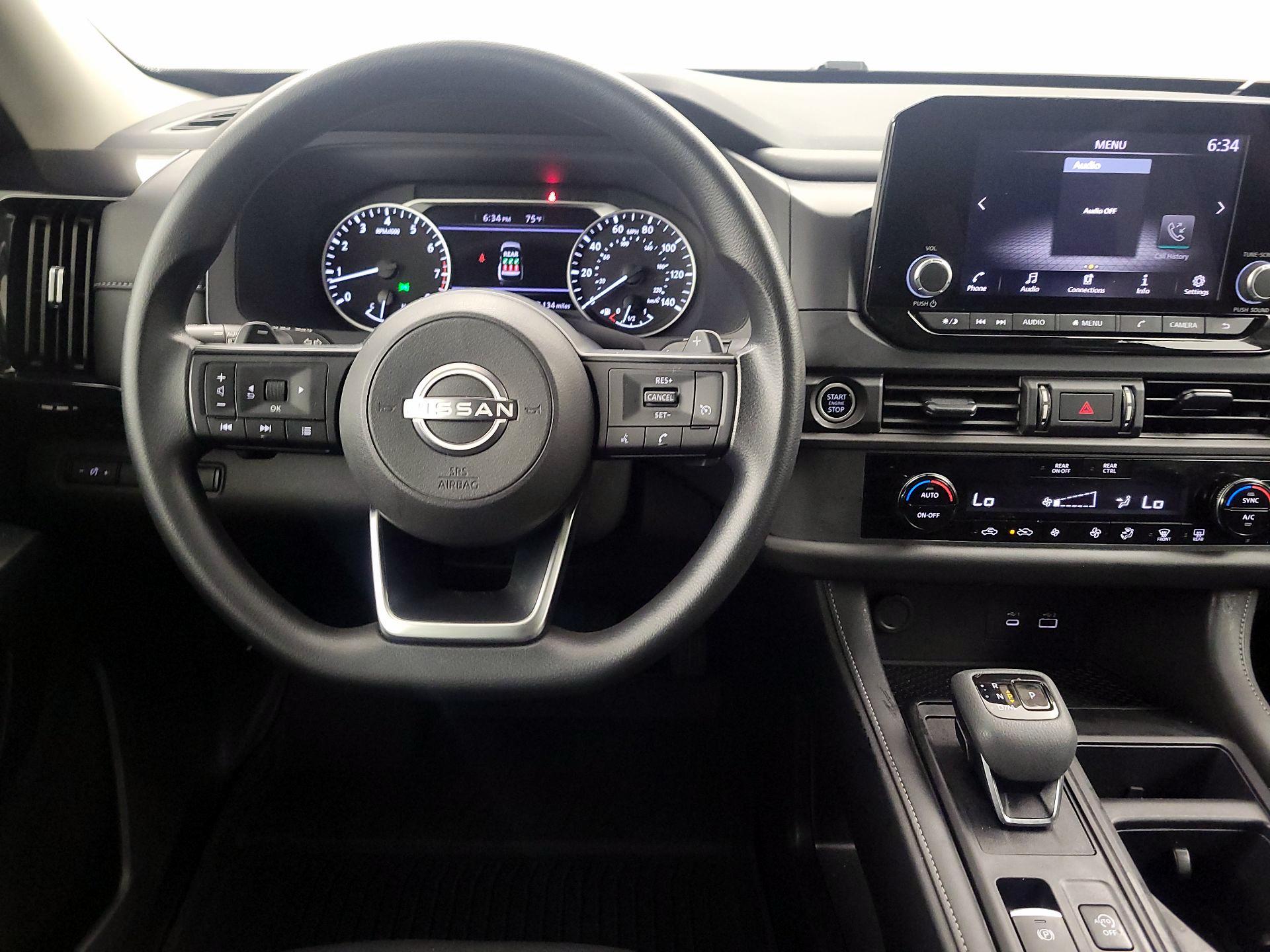 Thumbnail: 2024 Nissan Pathfinder - 10