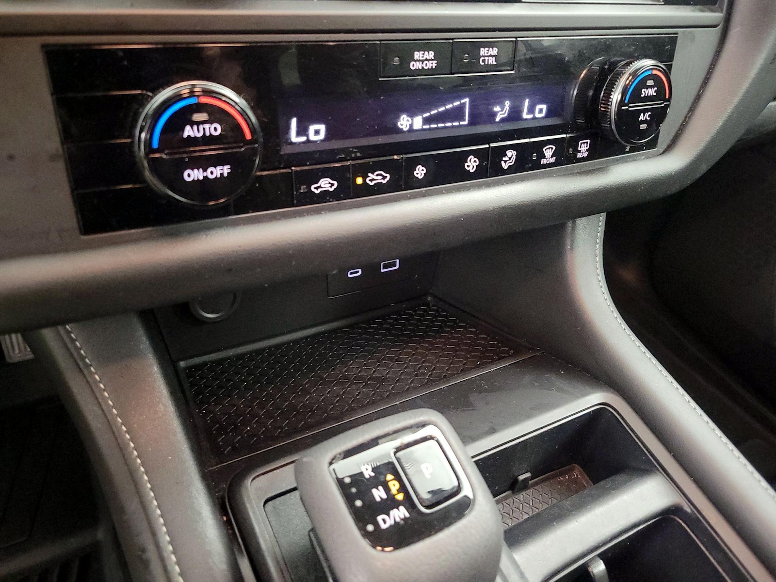 2024 Nissan Pathfinder S - Photo 17