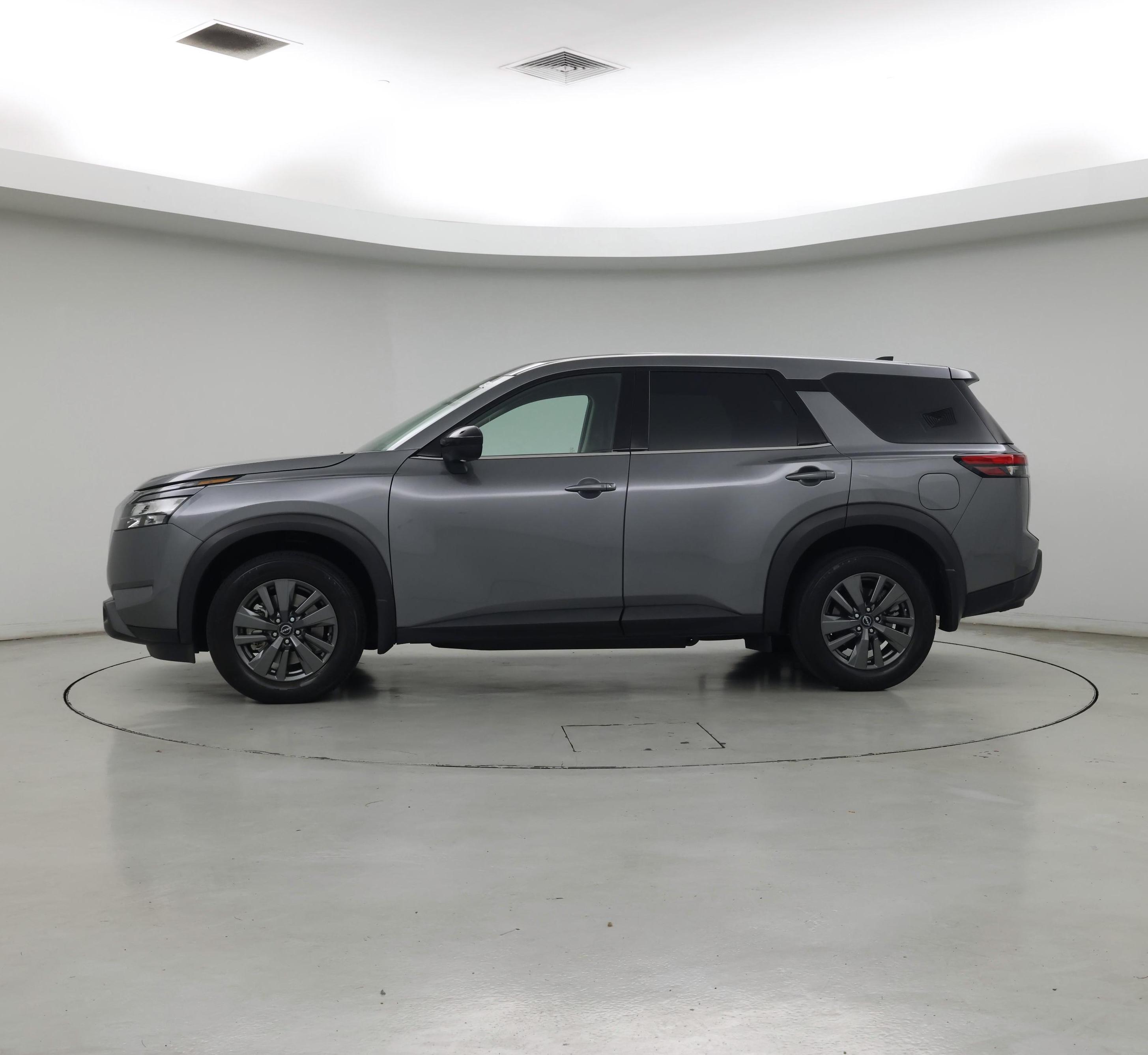 Thumbnail: 2024 Nissan Pathfinder - 3