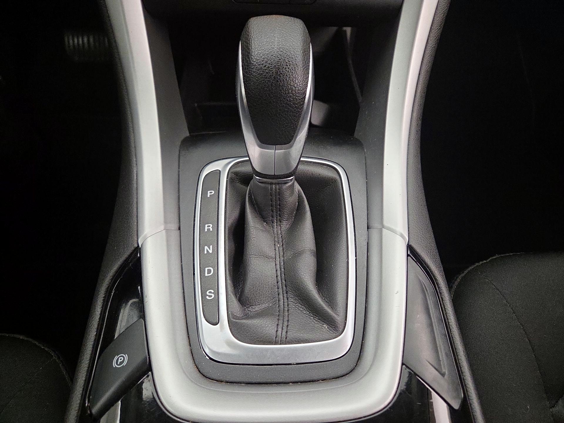 Thumbnail: 2016 Ford Fusion - 17