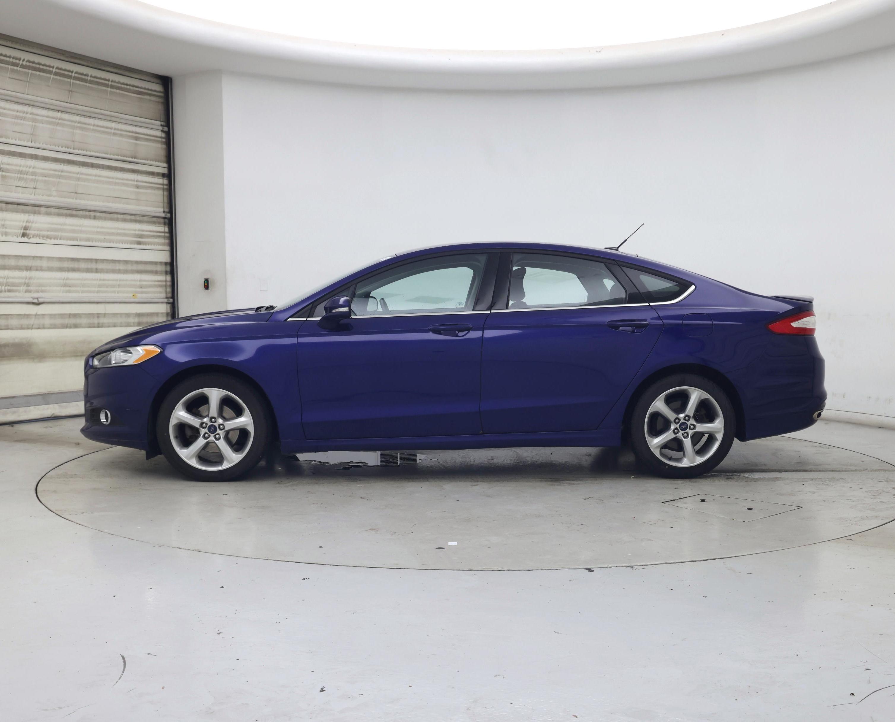 Thumbnail: 2016 Ford Fusion - 3