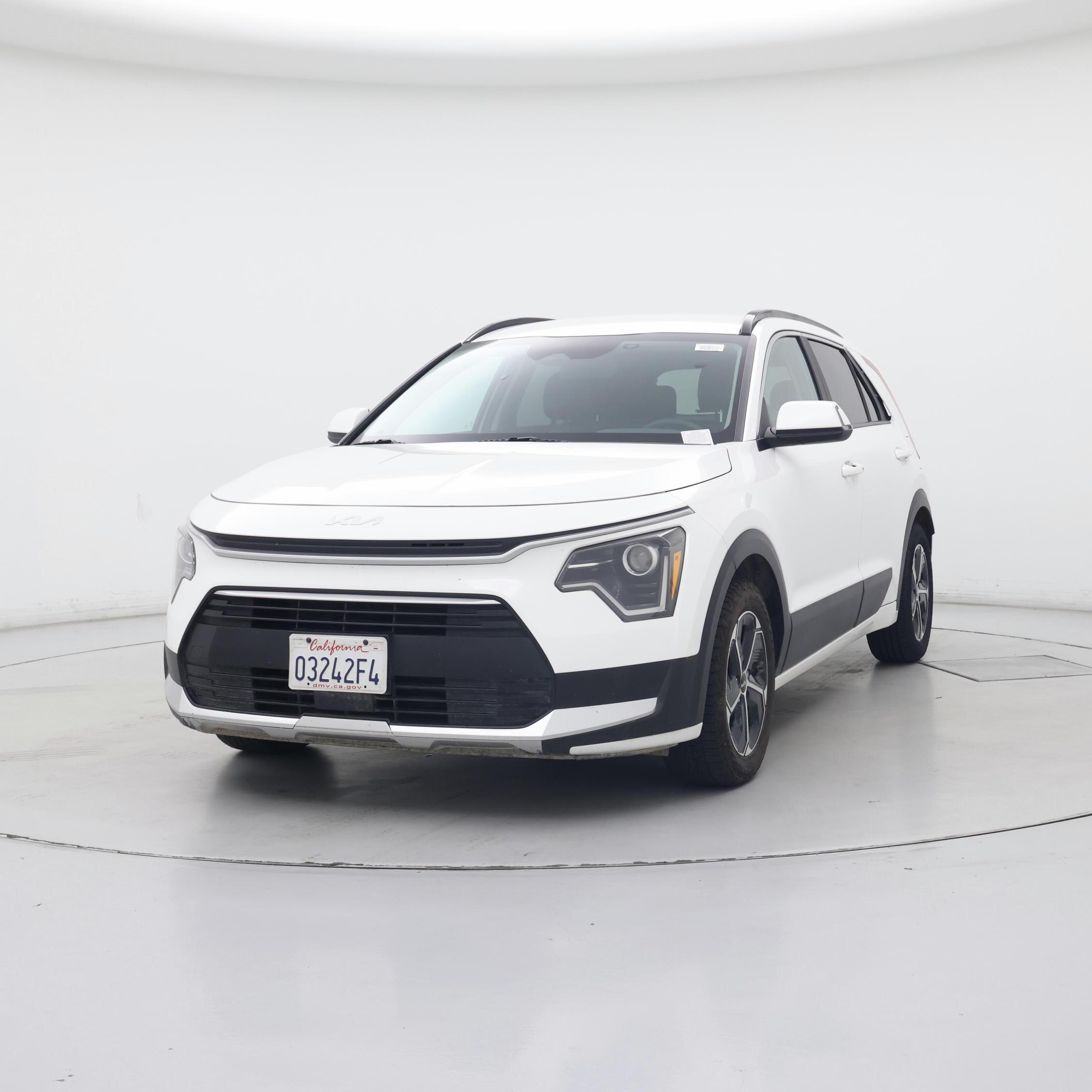 Thumbnail: 2025 Kia Niro - 4