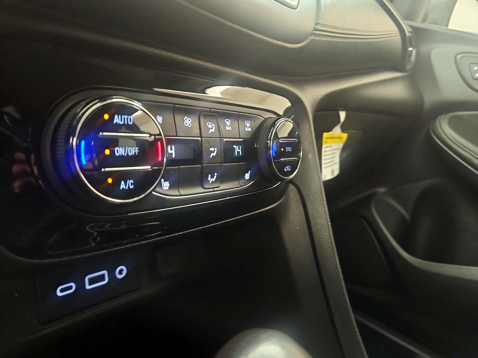 Thumbnail: 2021 Buick Encore GX - 16