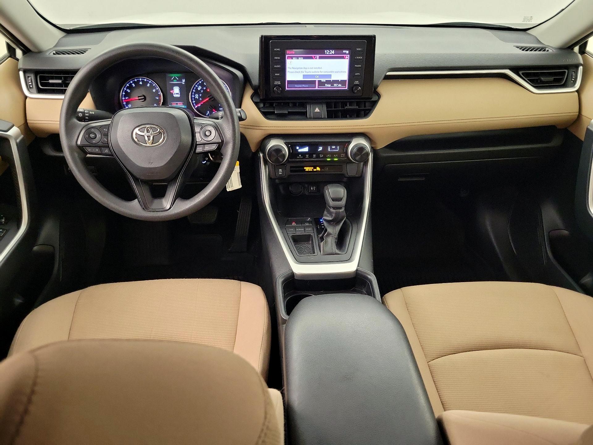 Thumbnail: 2019 Toyota RAV4 - 9