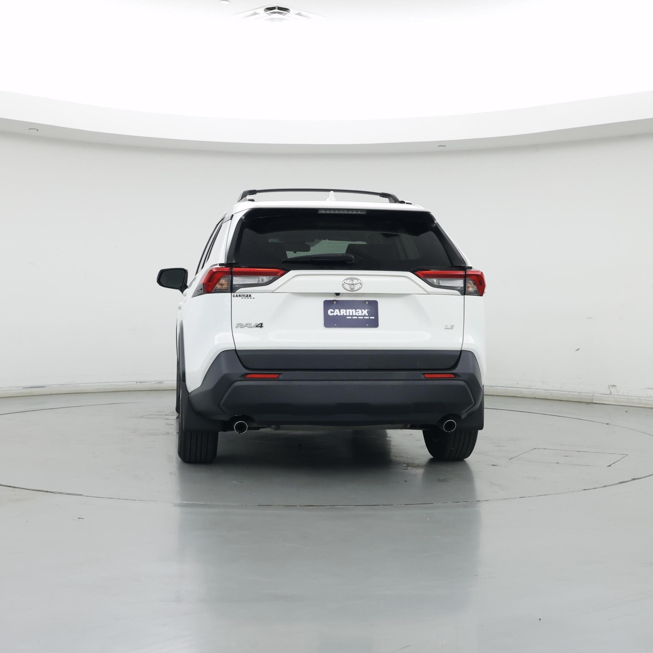 Thumbnail: 2019 Toyota RAV4 - 6