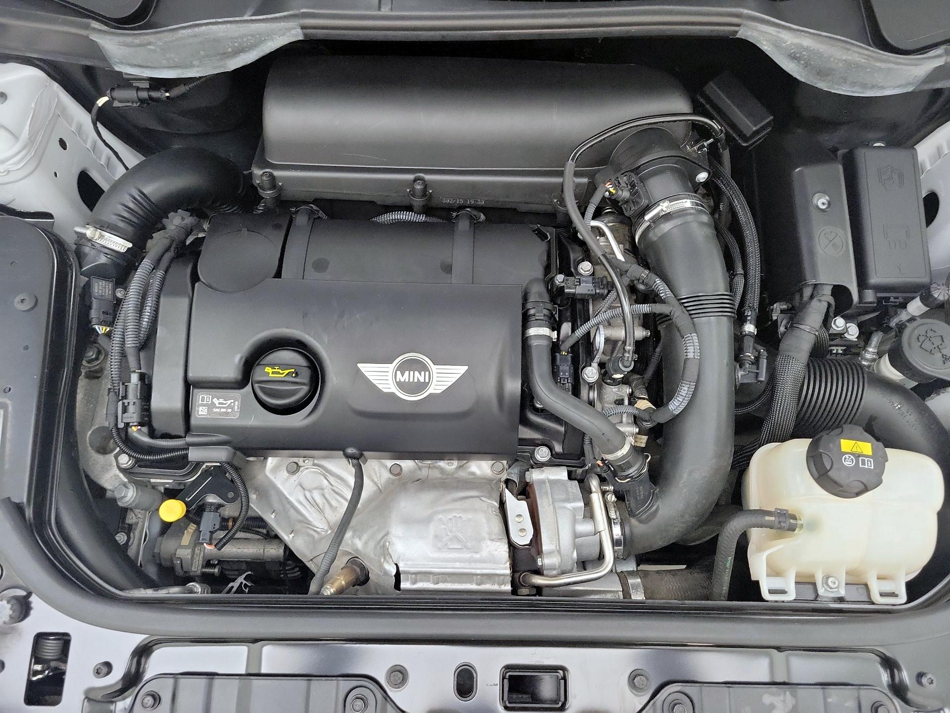 Thumbnail: 2016 MINI Cooper Countryman - 20