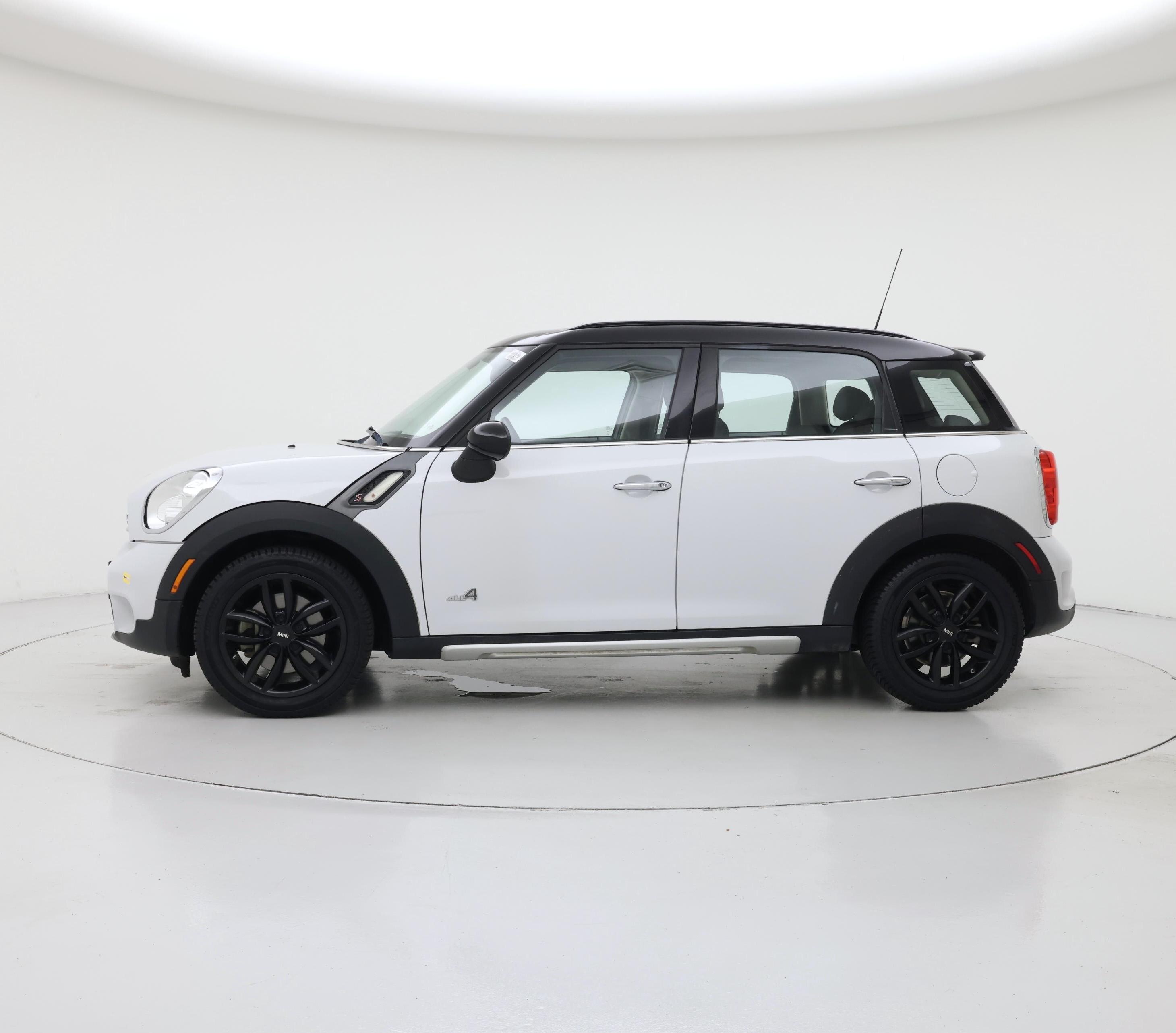 Thumbnail: 2016 MINI Cooper Countryman - 3
