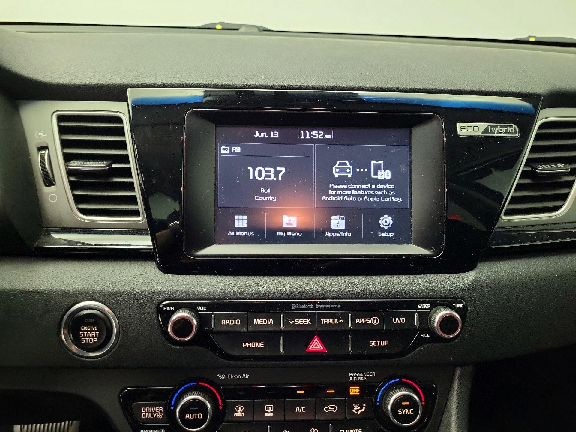 Thumbnail: 2018 Kia Niro - 15
