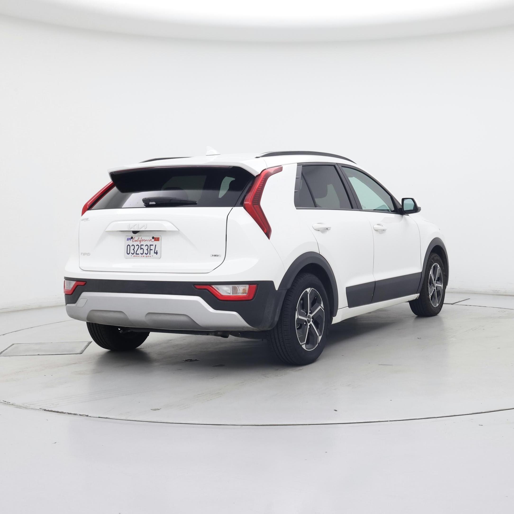 Thumbnail: 2025 Kia Niro - 8
