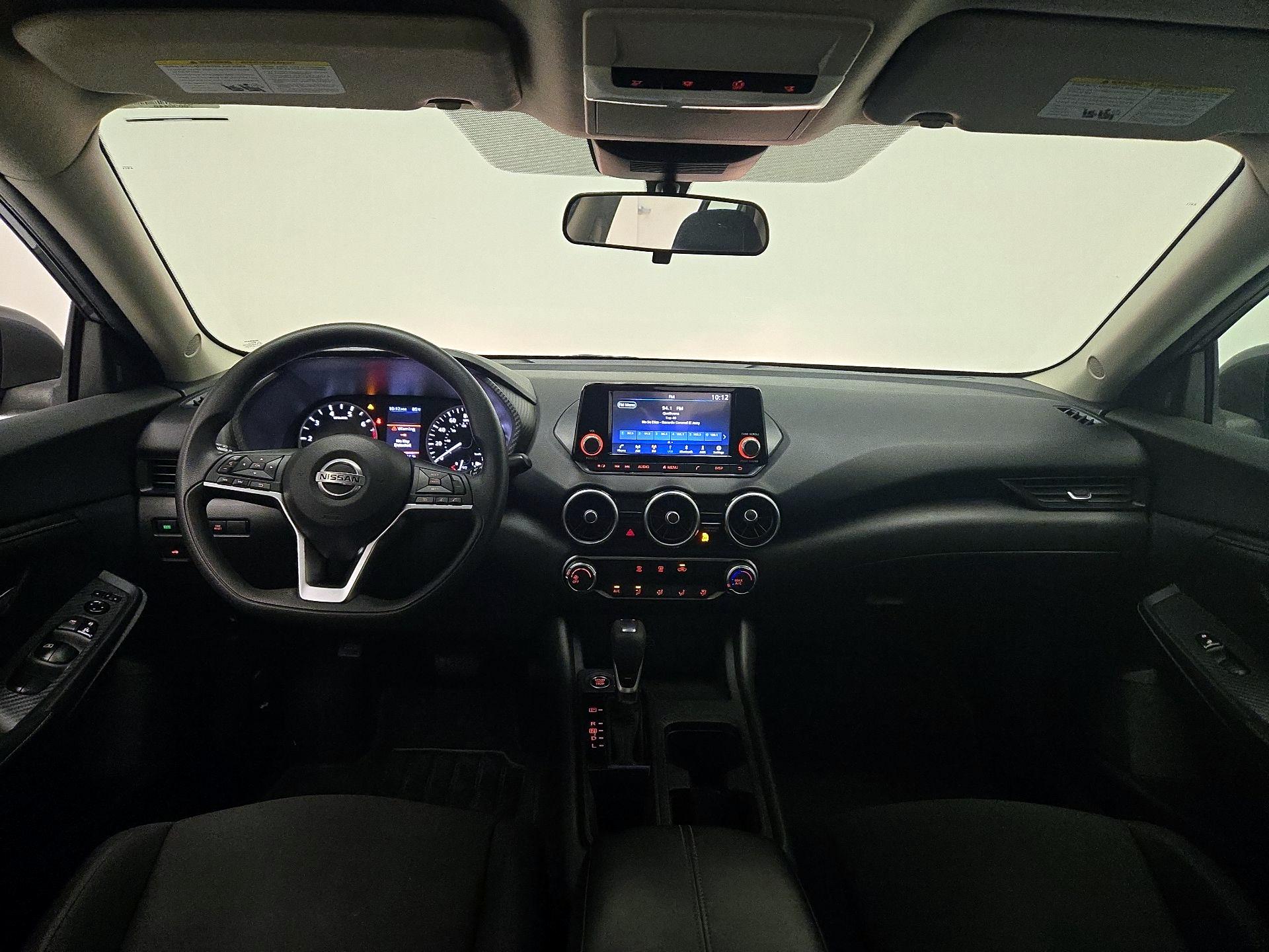 Thumbnail: 2022 Nissan Sentra - 9