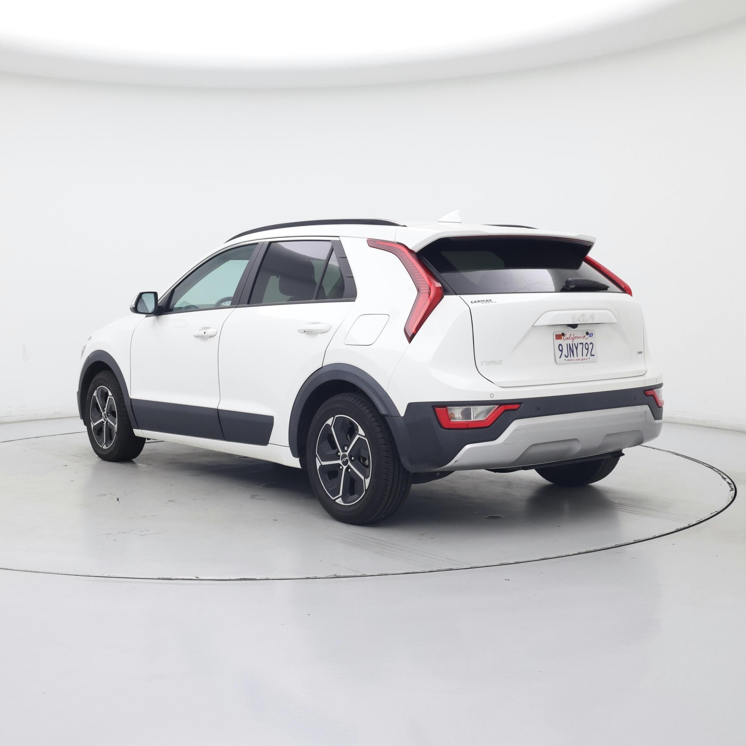 Thumbnail: 2023 Kia Niro - 2