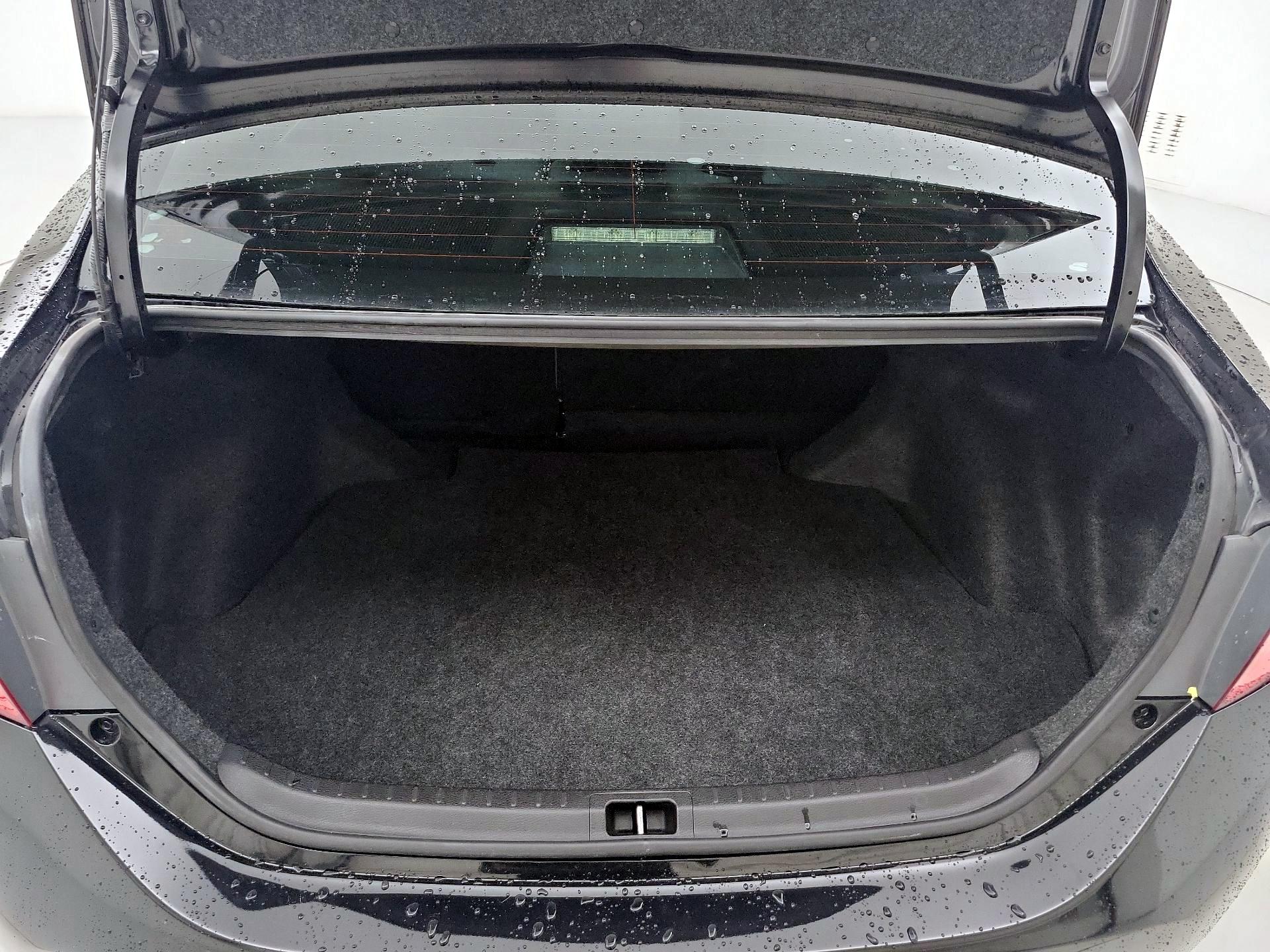 Thumbnail: 2015 Toyota Corolla - 19