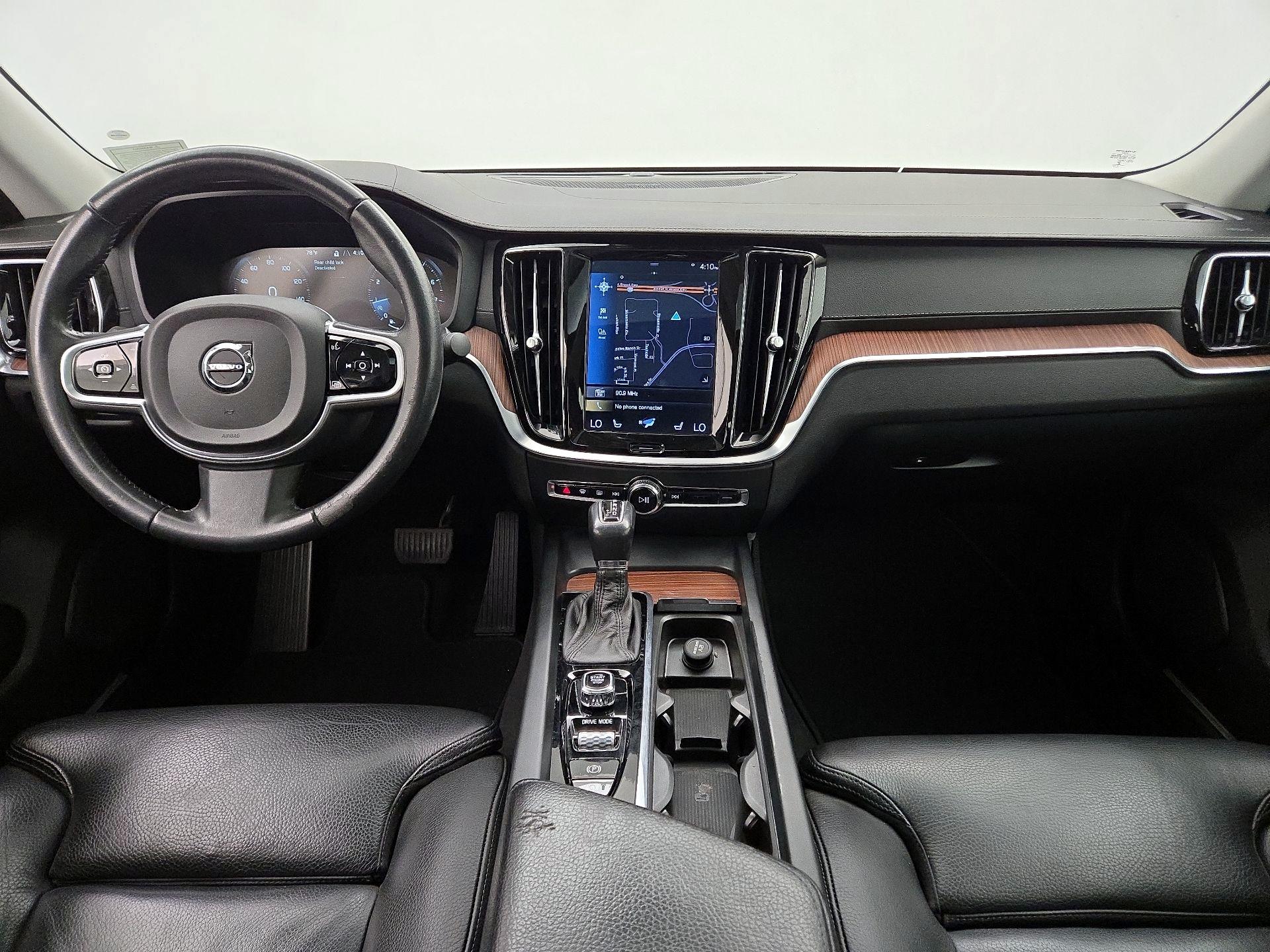 Thumbnail: 2019 Volvo S60 - 9