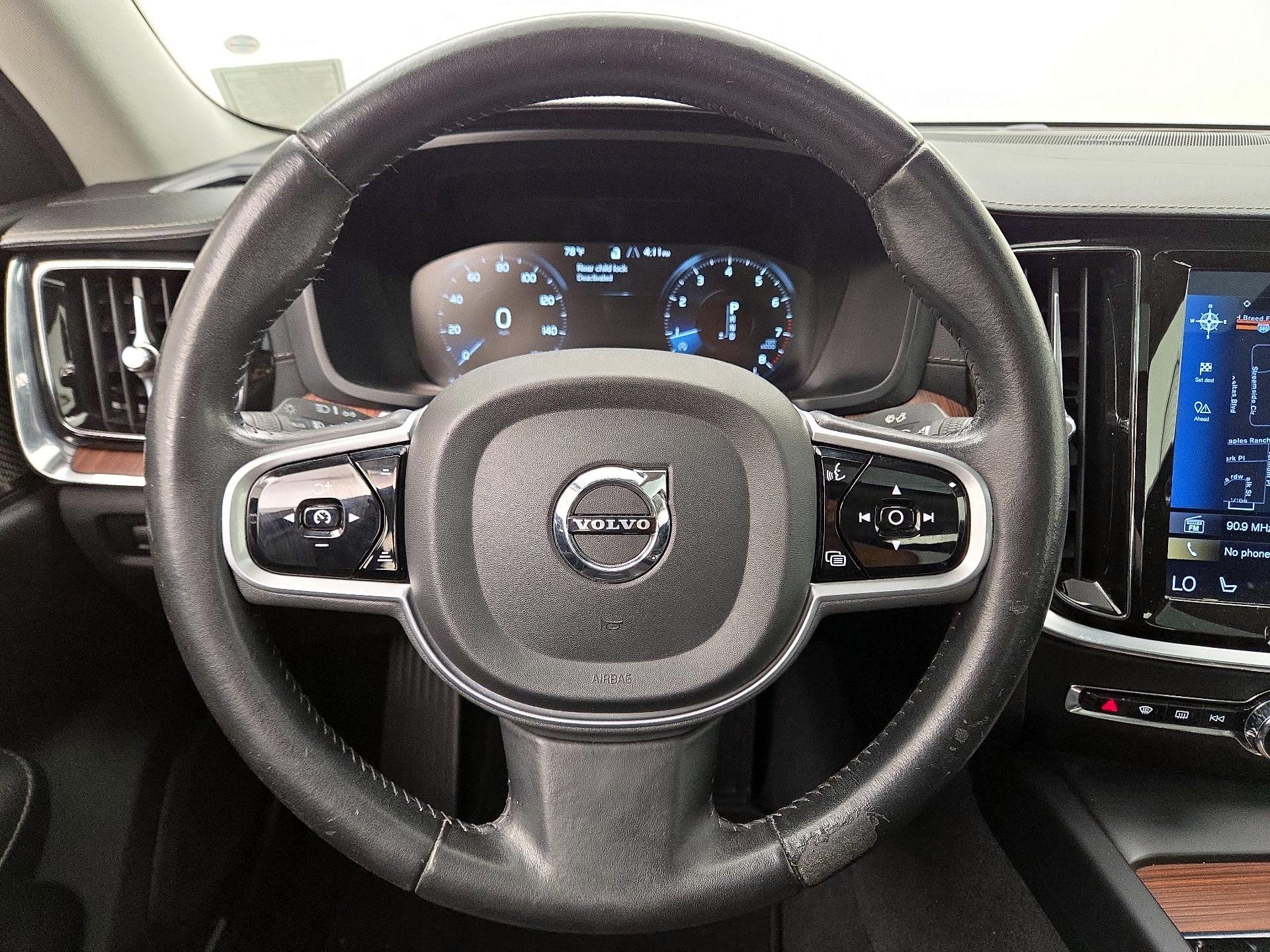 Thumbnail: 2019 Volvo S60 - 10