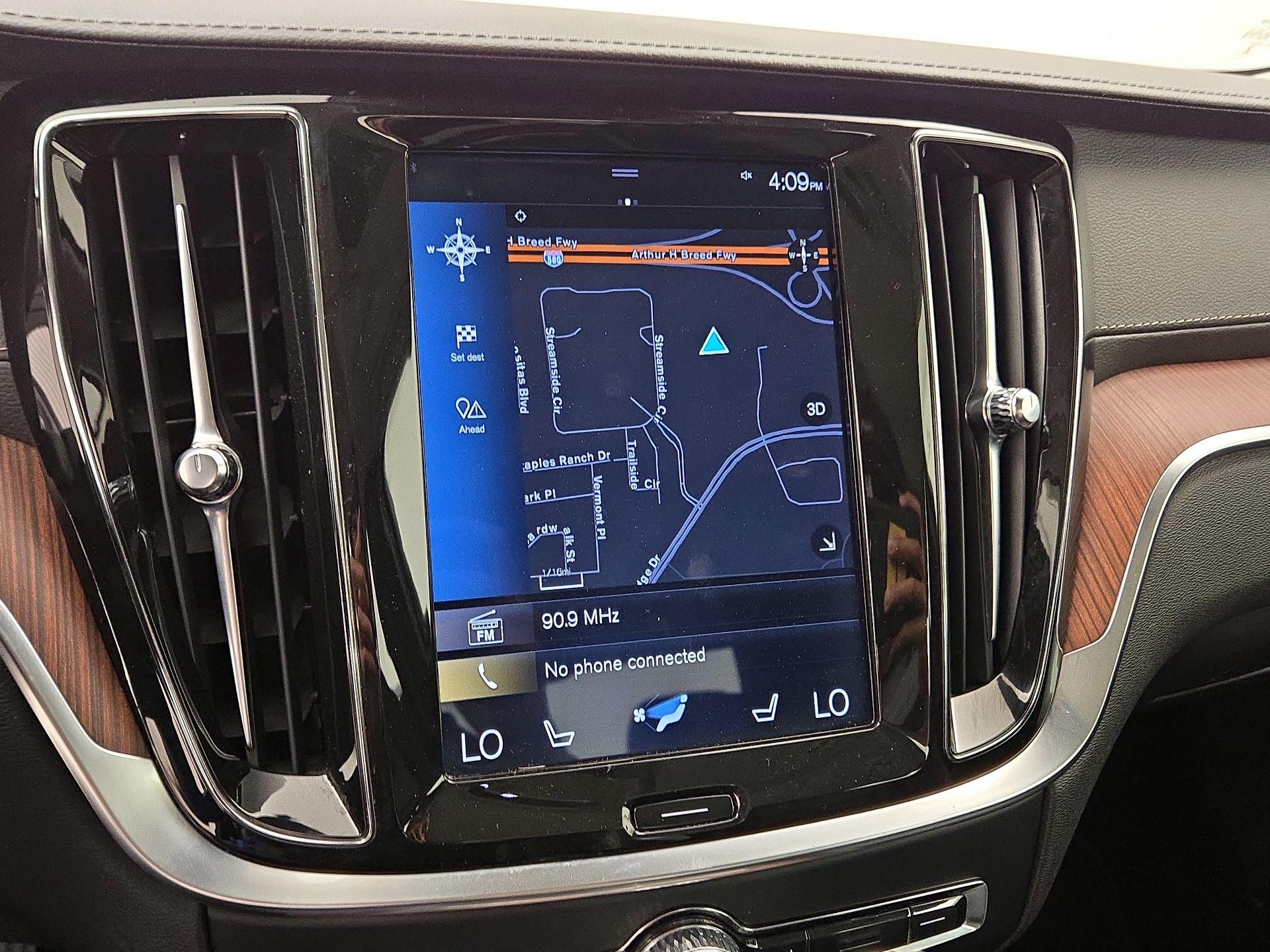 Thumbnail: 2019 Volvo S60 - 14