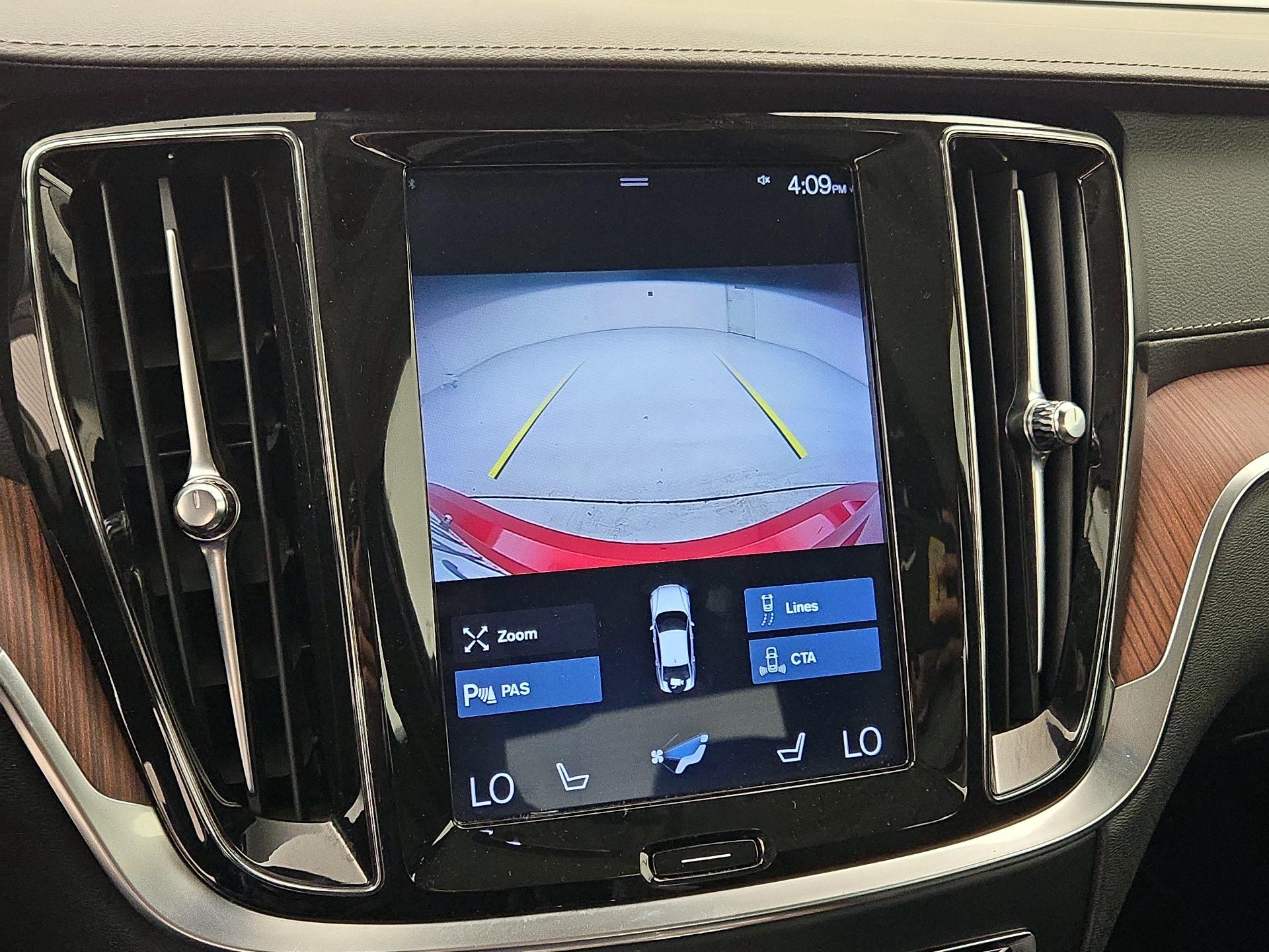 Thumbnail: 2019 Volvo S60 - 15