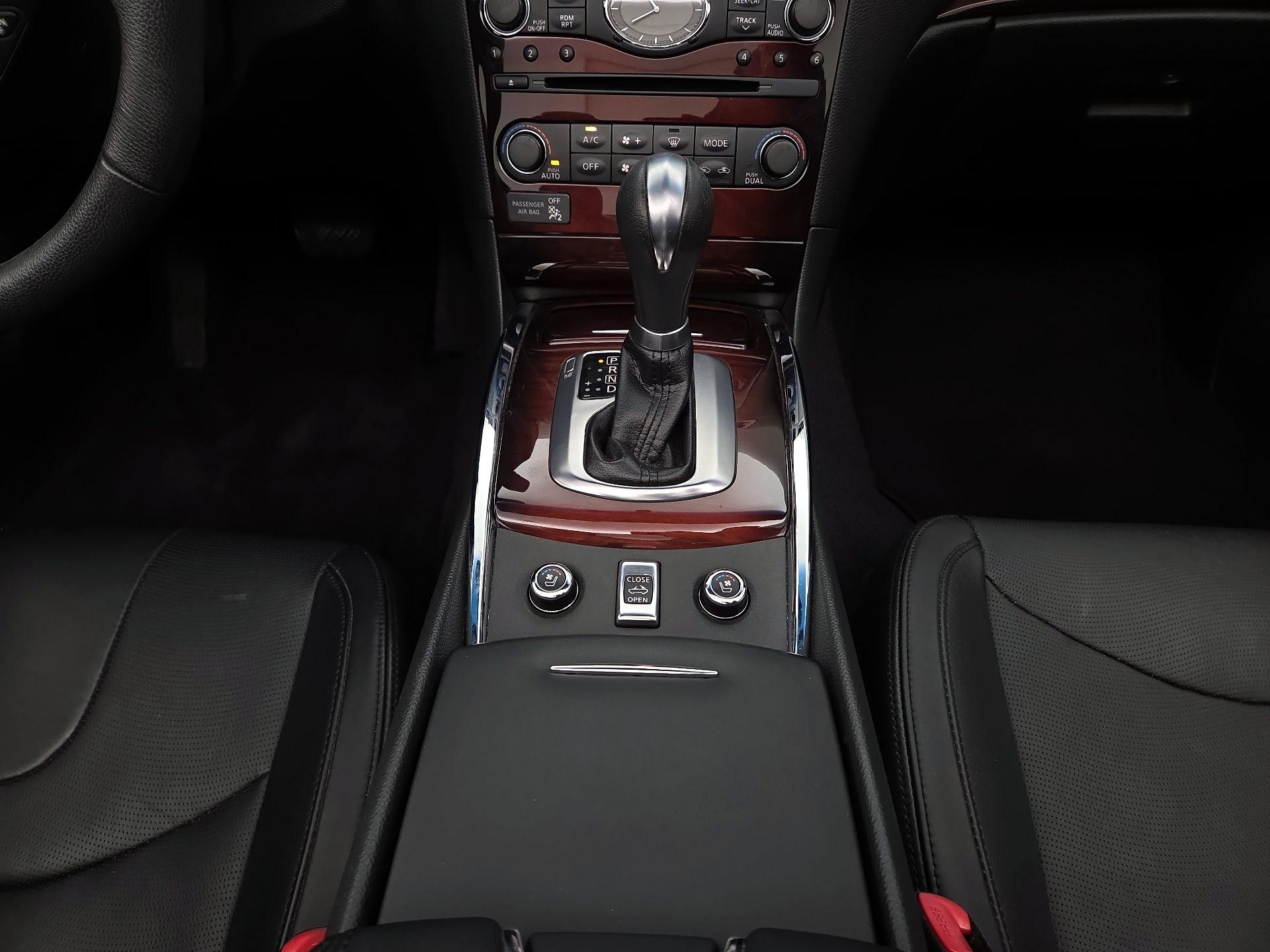 Thumbnail: 2015 INFINITI Q60 - 18