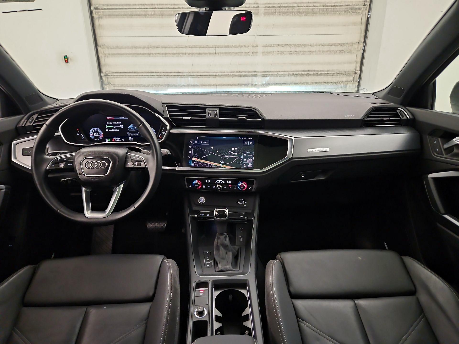 Thumbnail: 2020 Audi Q3 - 9