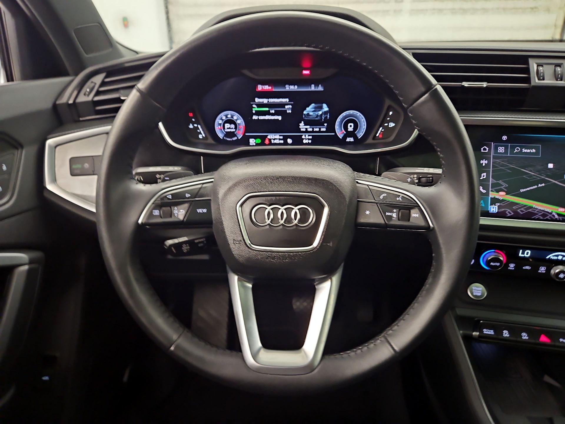 Thumbnail: 2020 Audi Q3 - 10