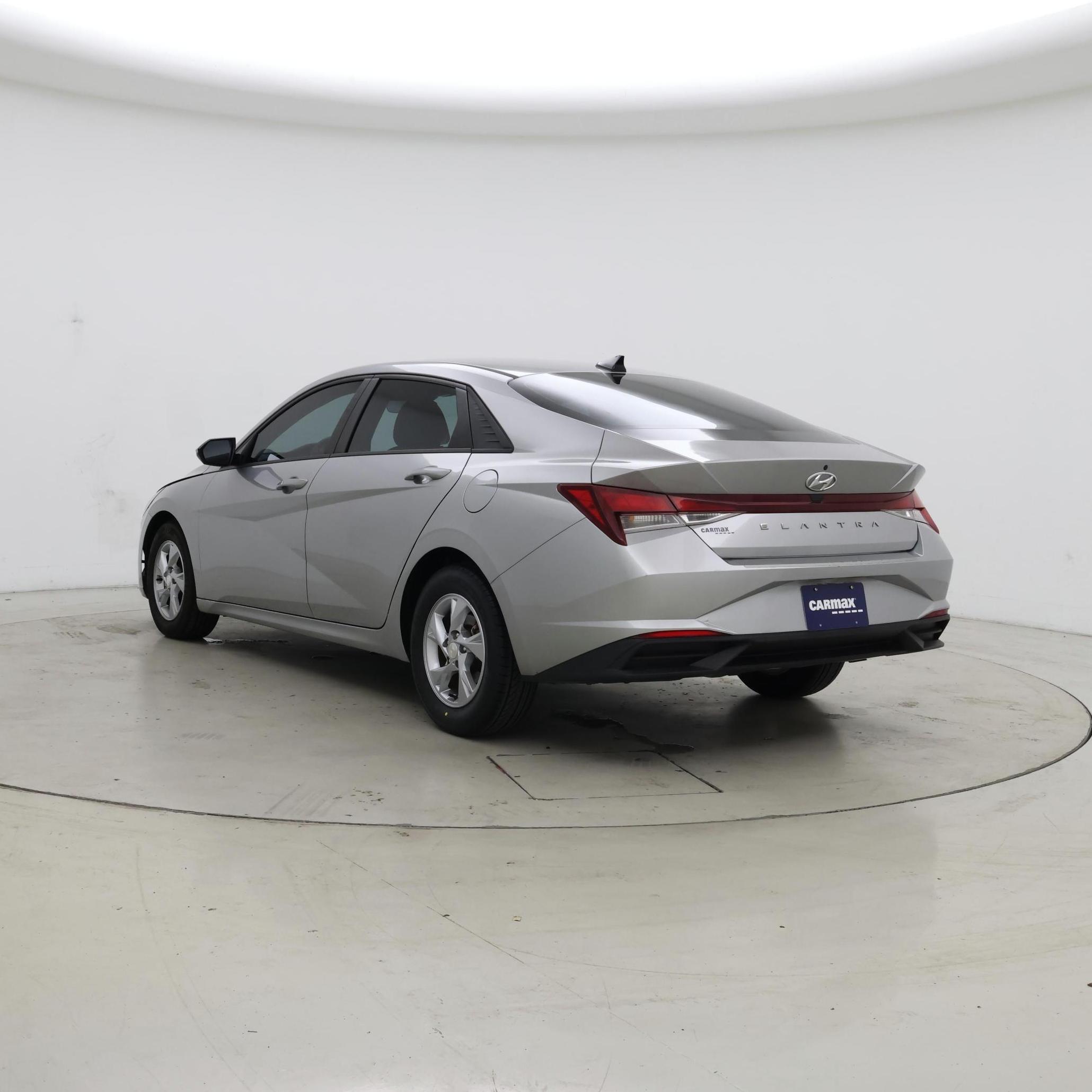 Thumbnail: 2023 Hyundai Elantra - 2