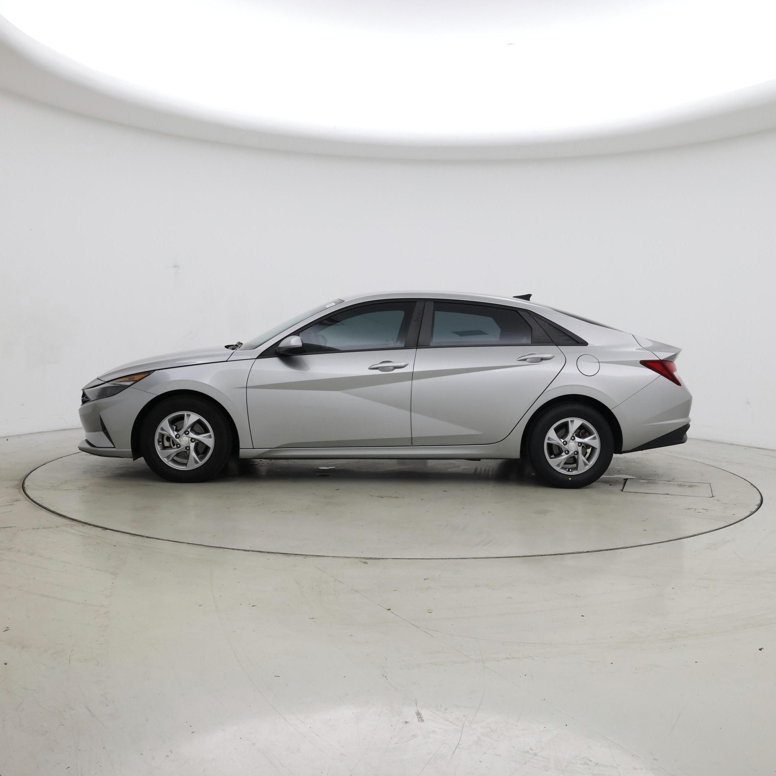 Thumbnail: 2023 Hyundai Elantra - 3