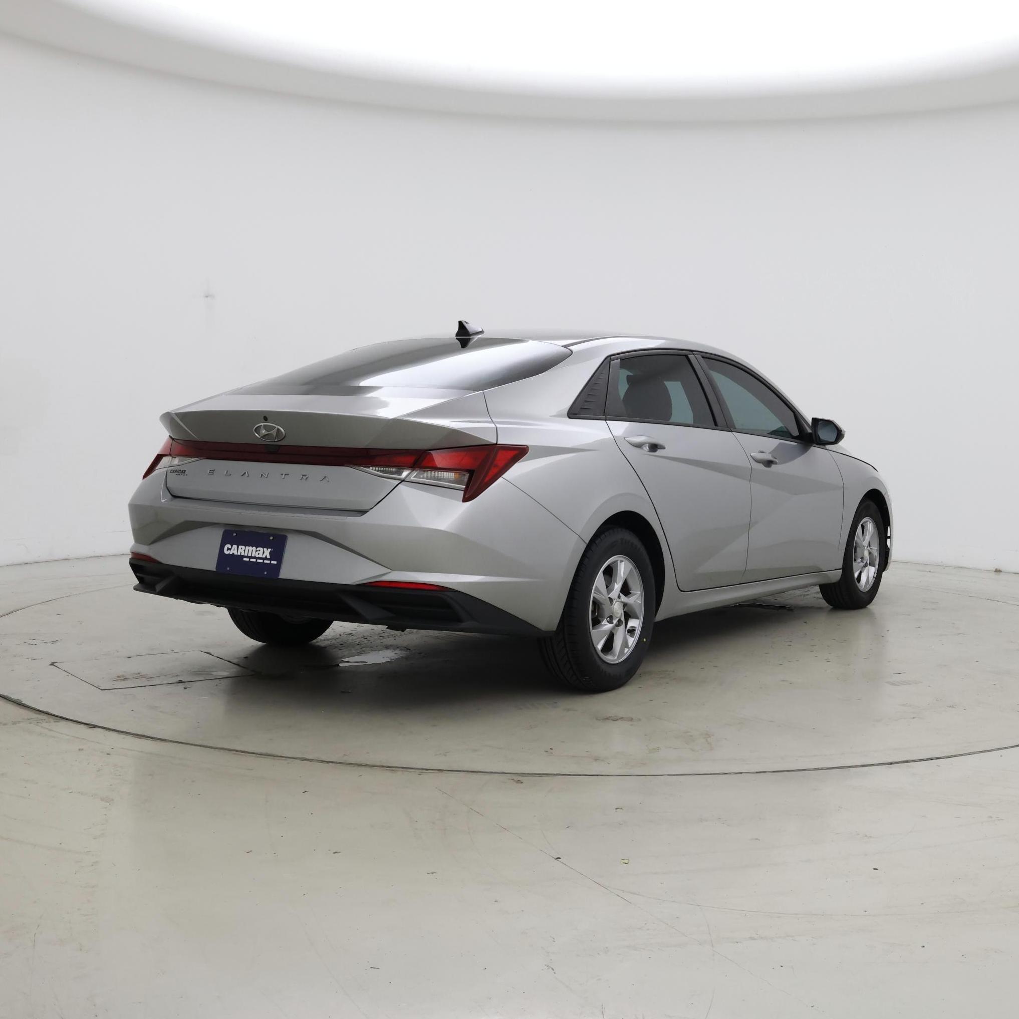 Thumbnail: 2023 Hyundai Elantra - 8