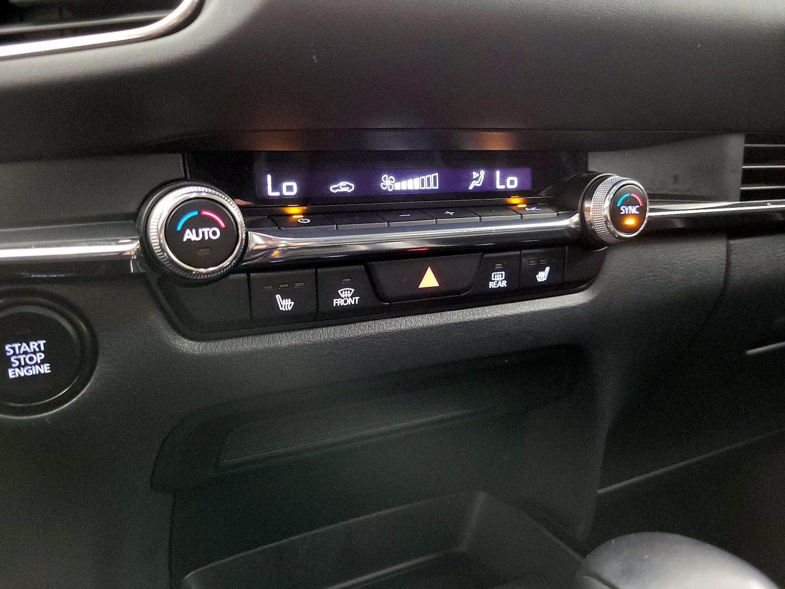 2021 Mazda CX-30 Premium - Photo 17