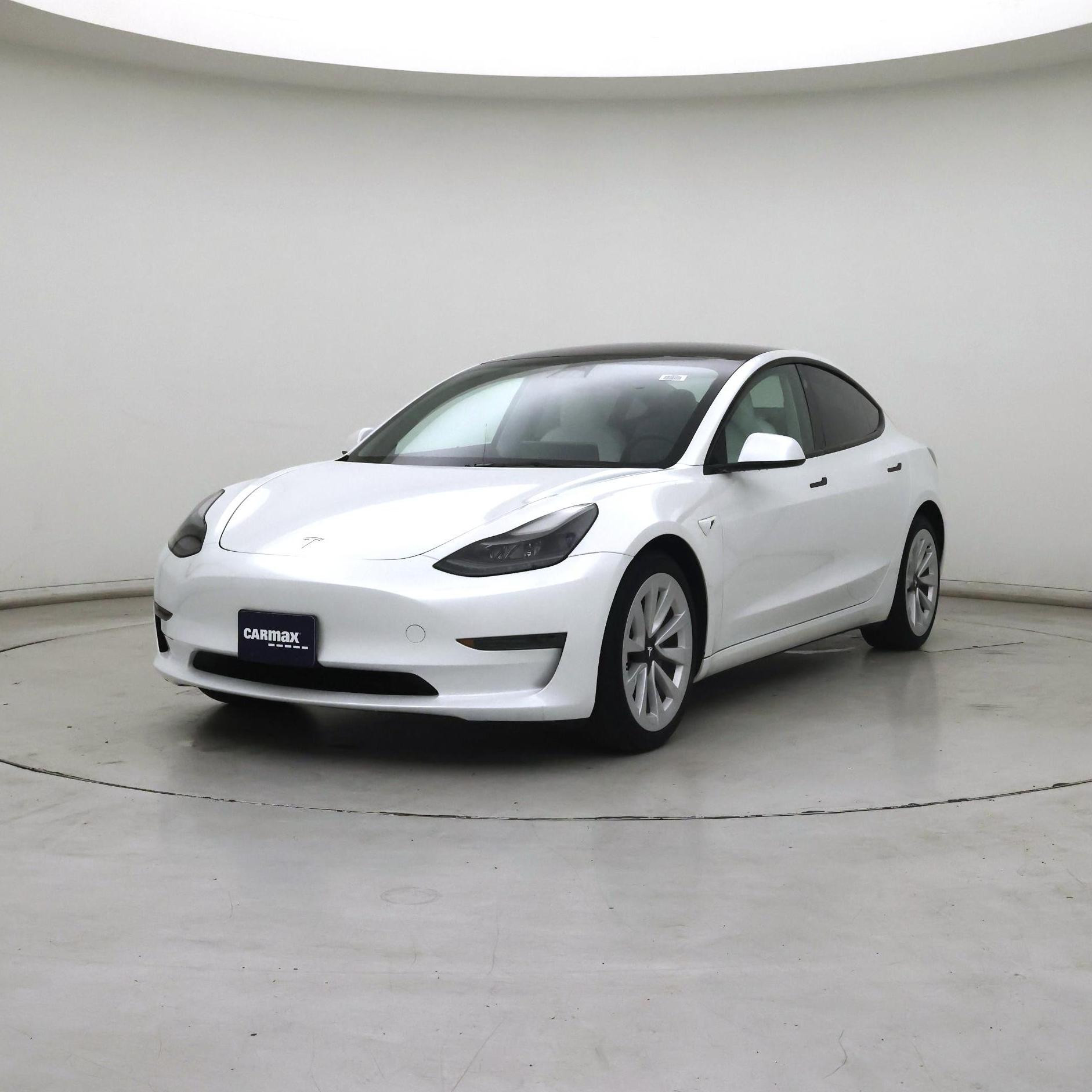 Thumbnail: 2023 Tesla Model 3 - 4