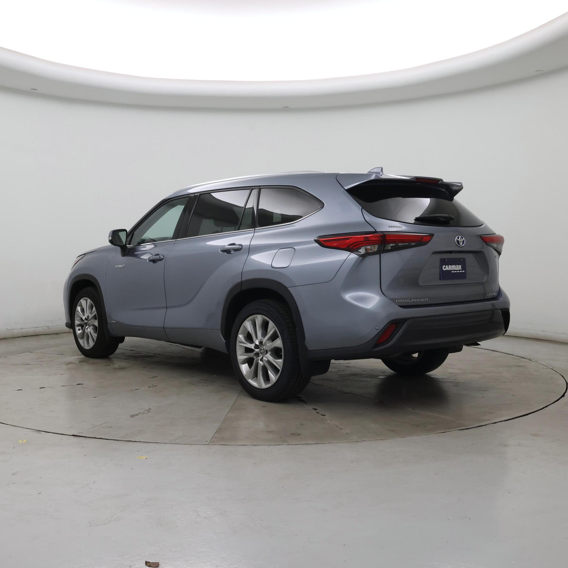 Thumbnail: 2021 Toyota Highlander - 2