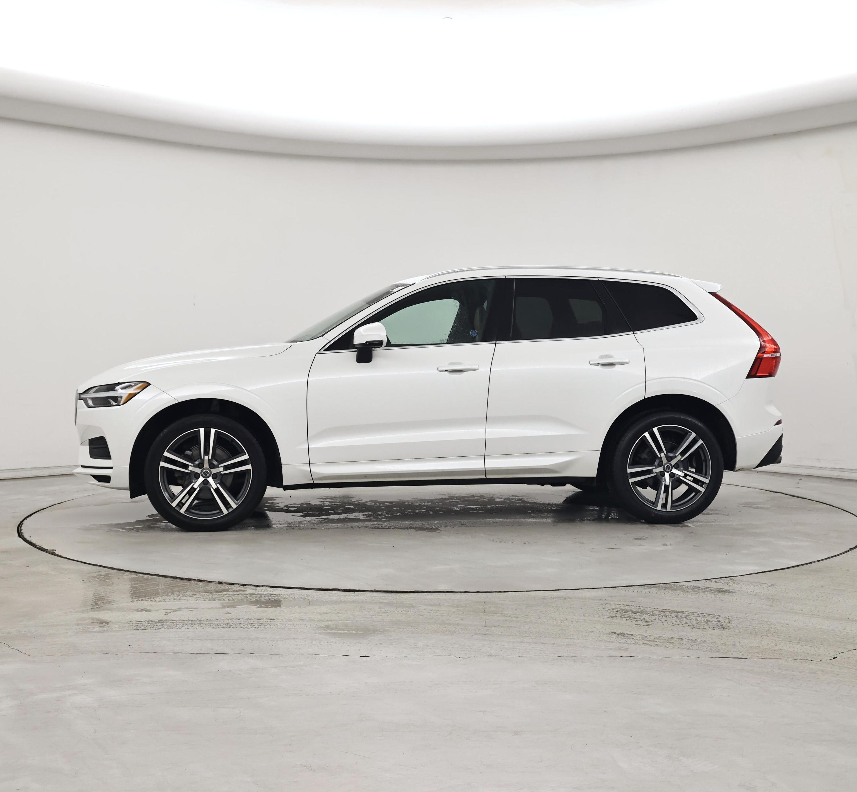 Thumbnail: 2020 Volvo XC60 - 3