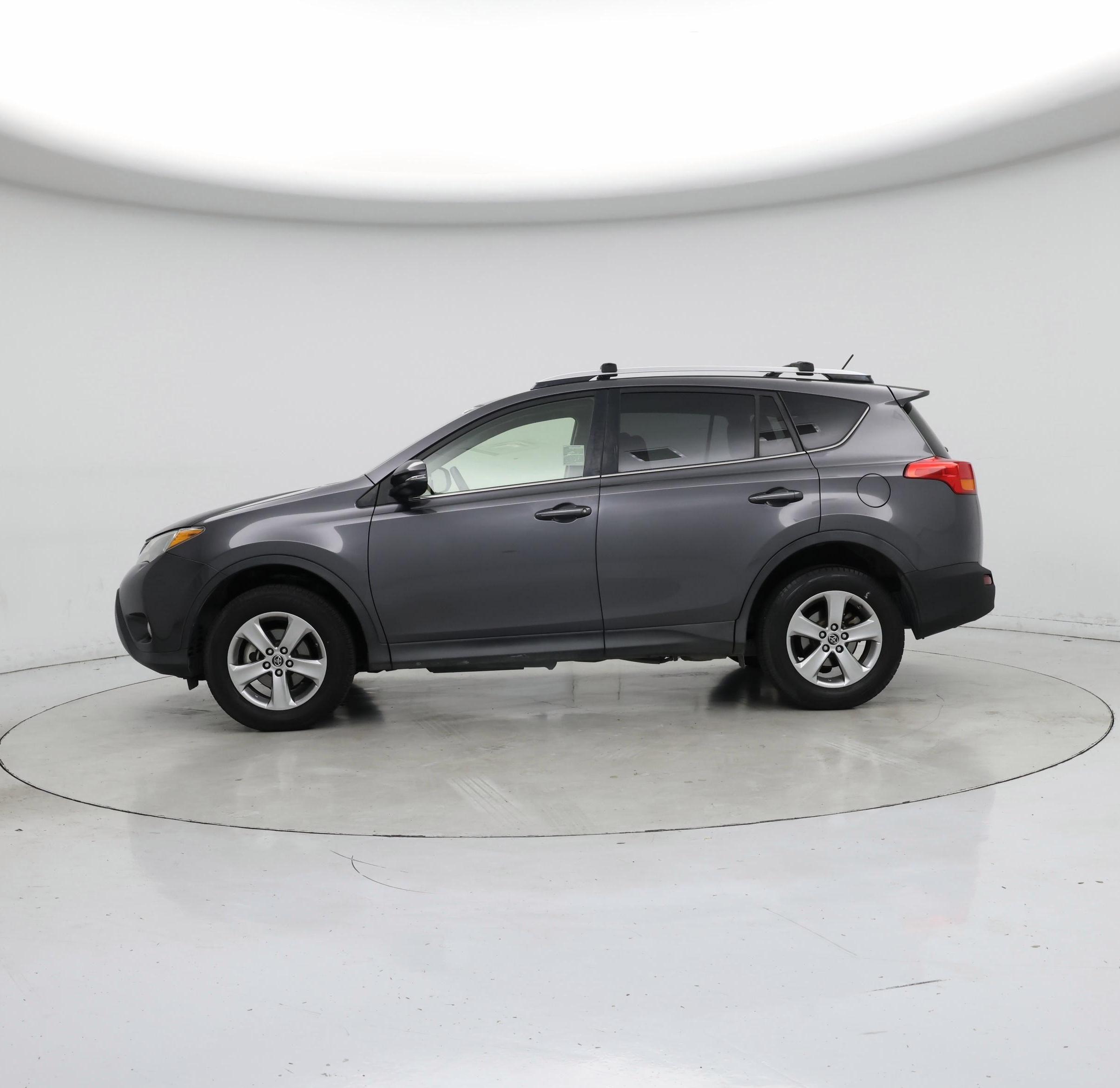 Thumbnail: 2015 Toyota RAV4 - 3