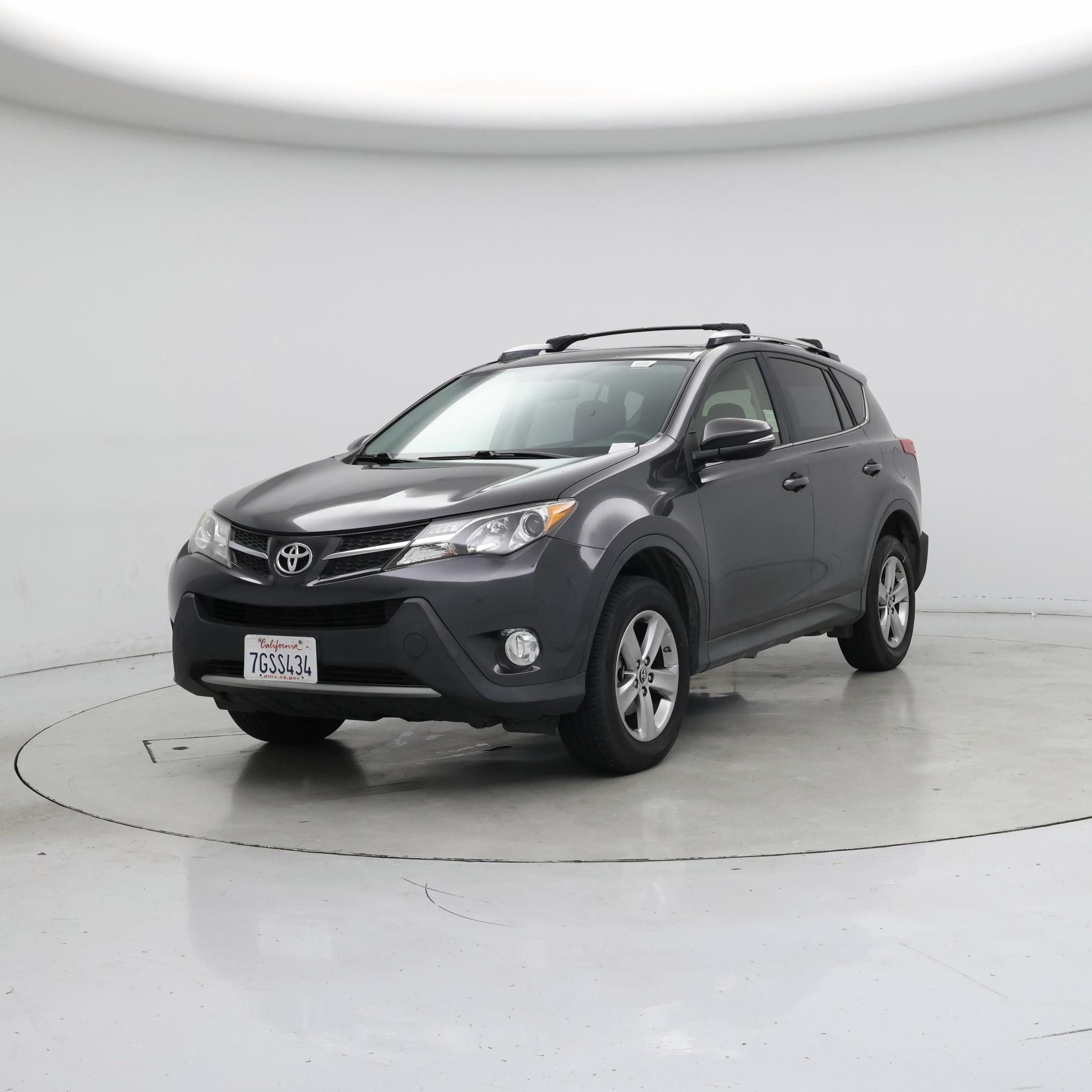 Thumbnail: 2015 Toyota RAV4 - 4