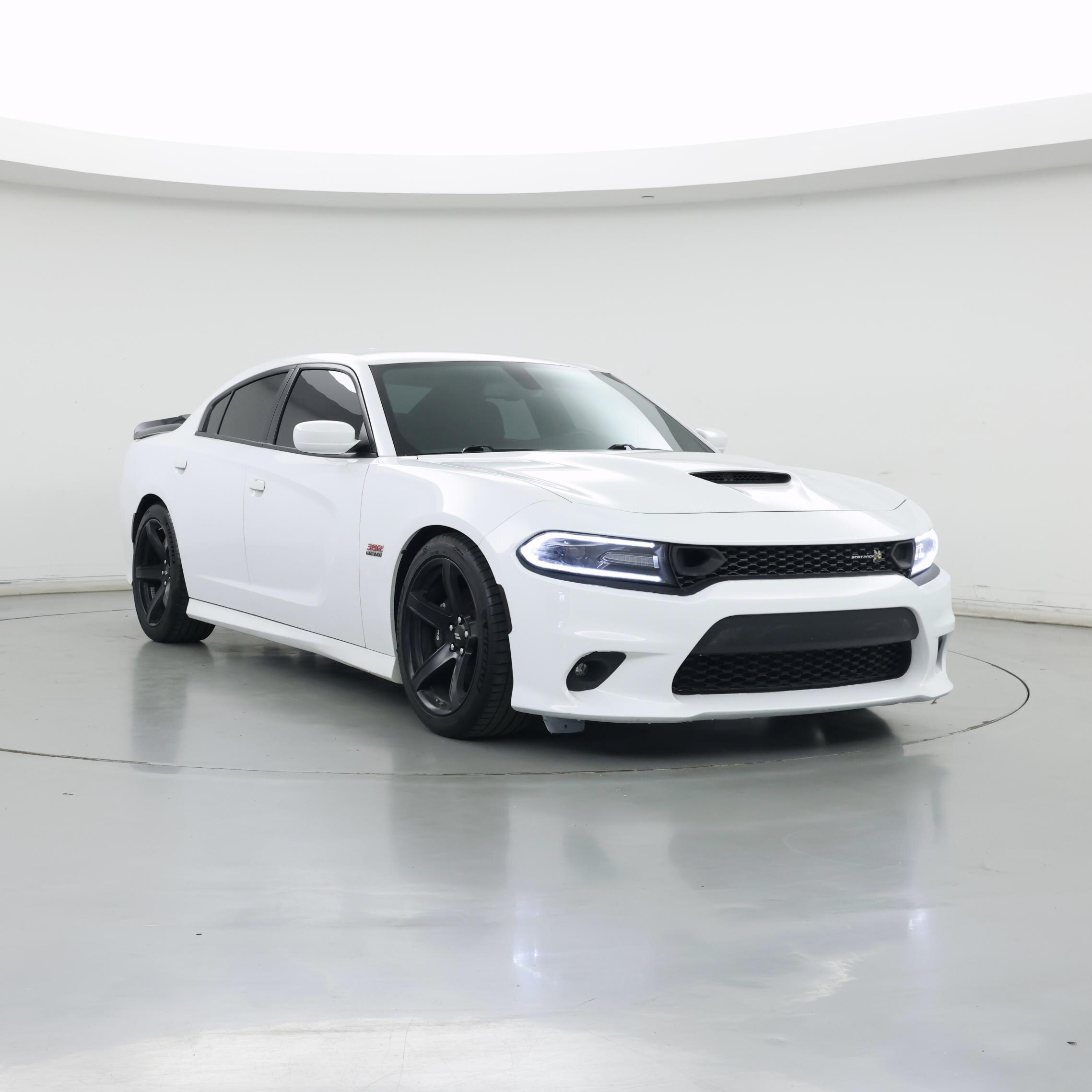 White 2019 Dodge Charger Sedan Rear-Wheel Drive Automatic