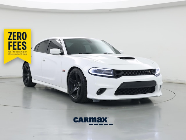 White 2019 Dodge Charger Sedan Rear-Wheel Drive Automatic
